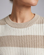 Product 15642546274634 - close_up_detail