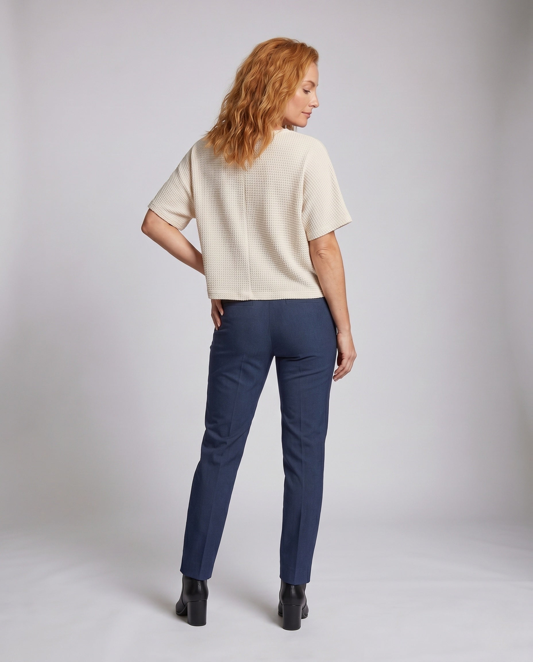 Product 15642546798922 - back_view
