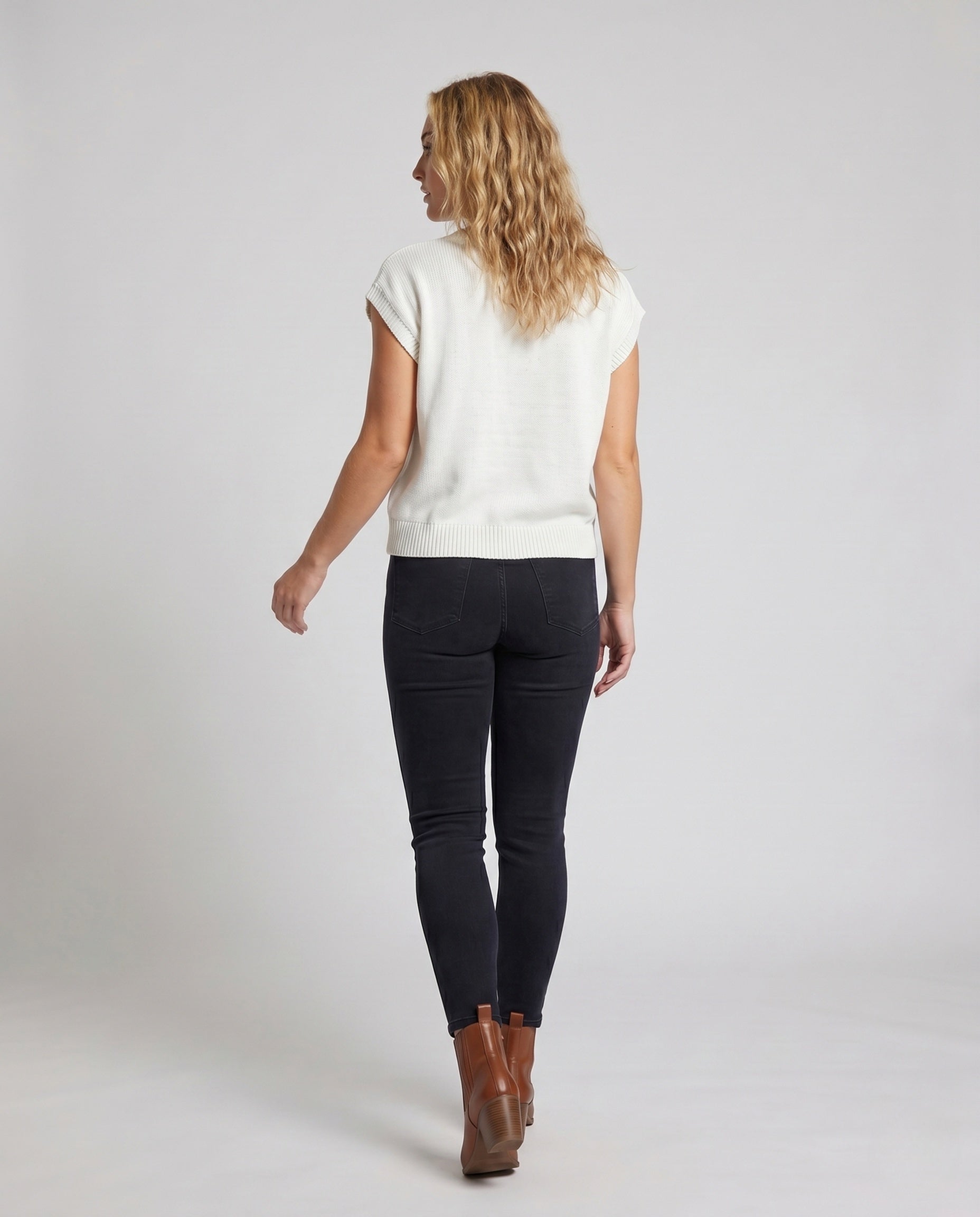 Product 15642549649738 - back_view