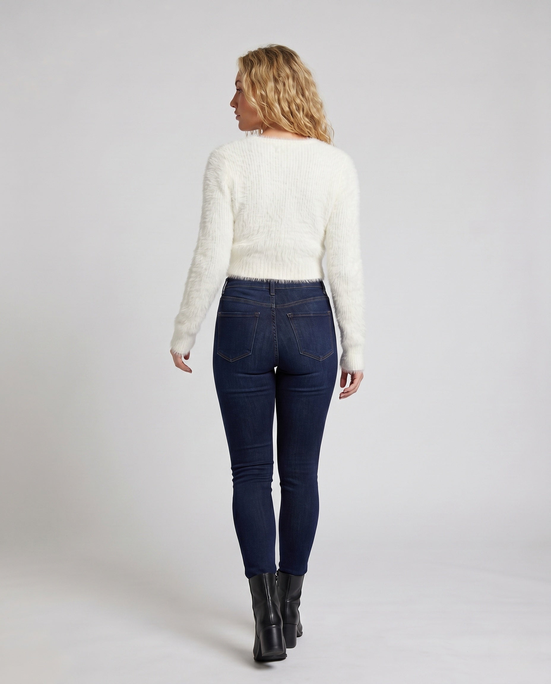 Product 15642550632778 - back_view