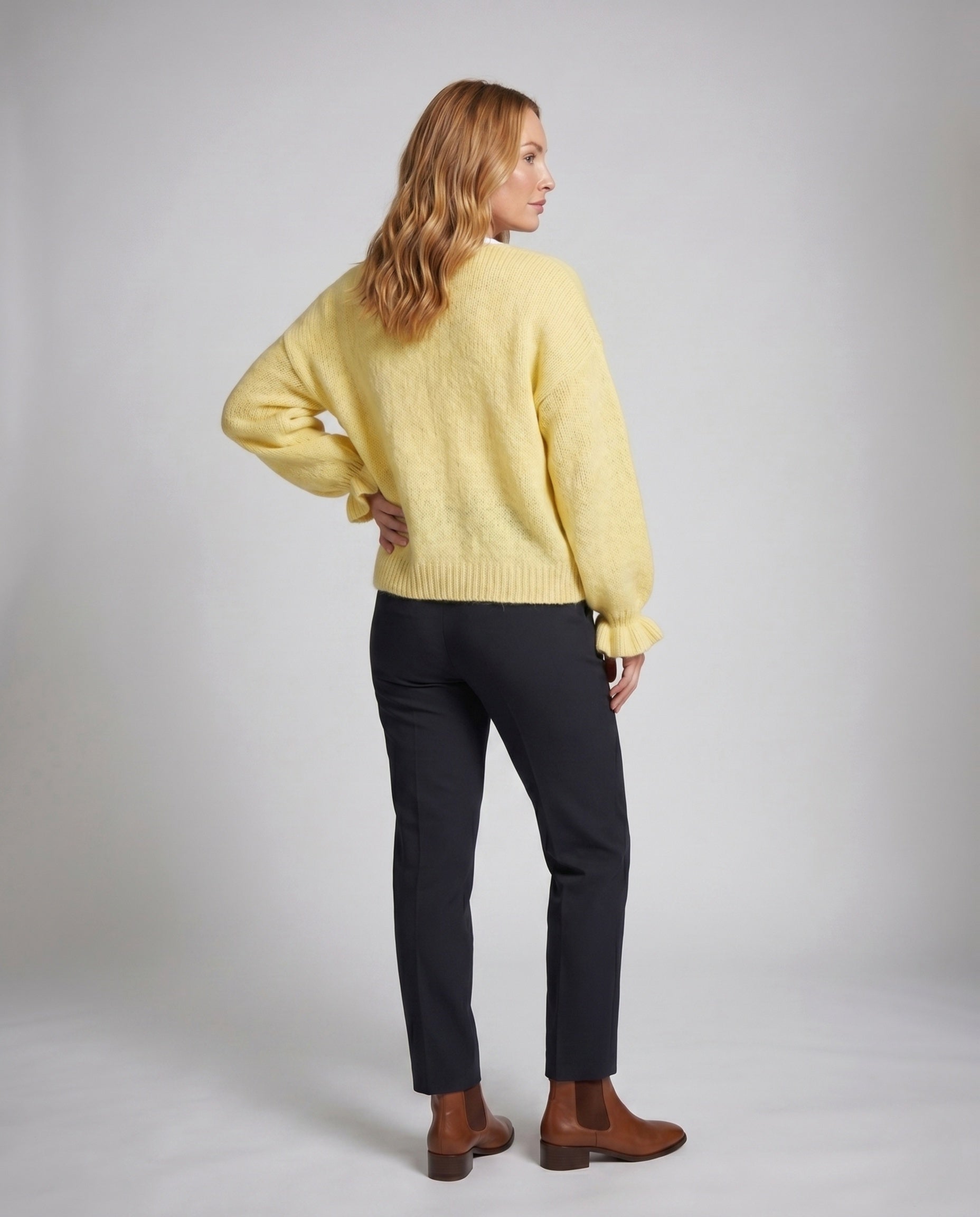 Product 15642551583050 - back_view
