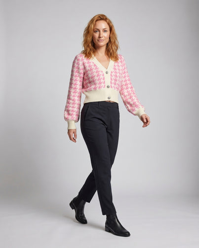 Damen Strickjacke mit modernem Hahnentrittmuster und funkelnden Knöpfen R&B