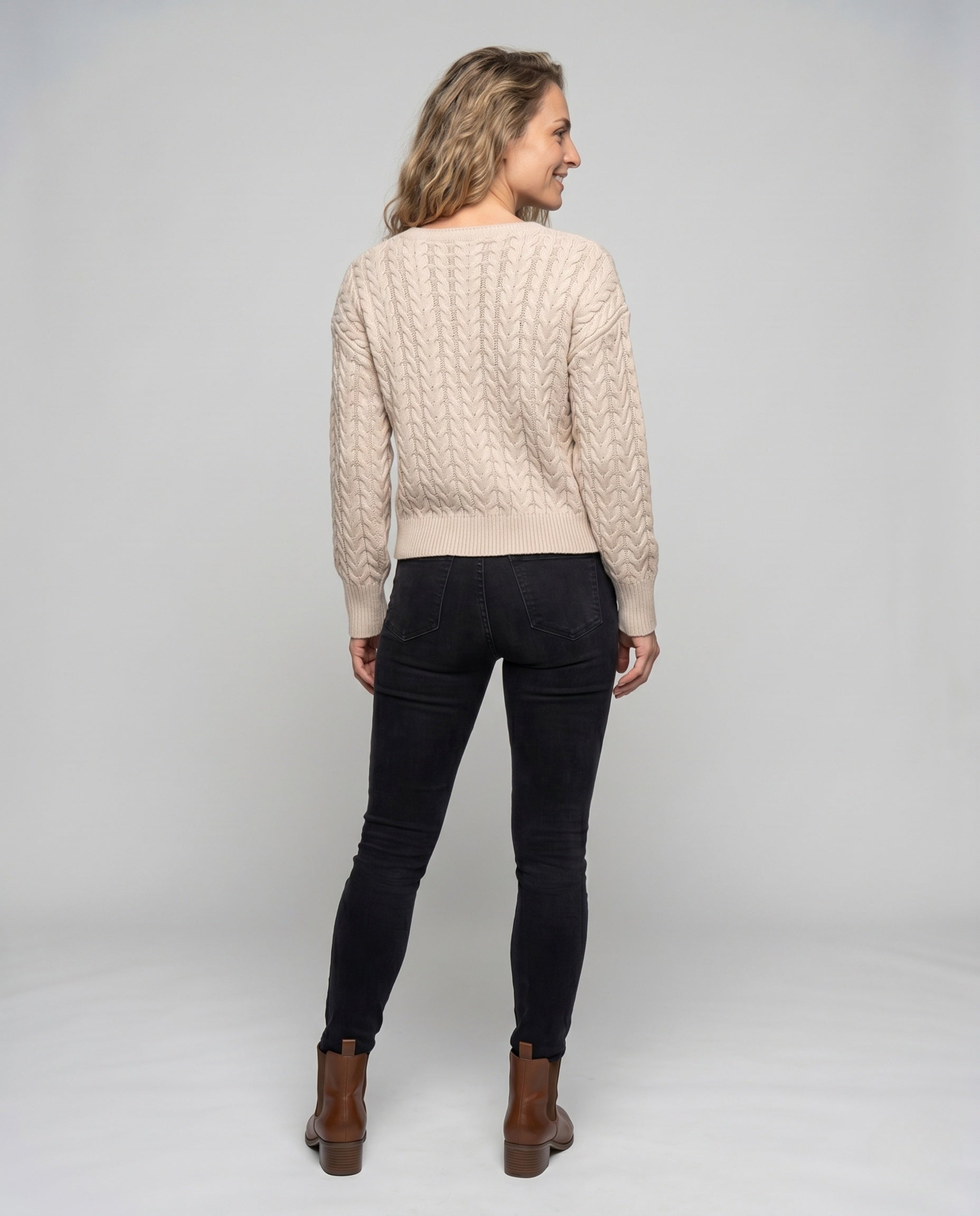 Product 15642554925386 - back_view
