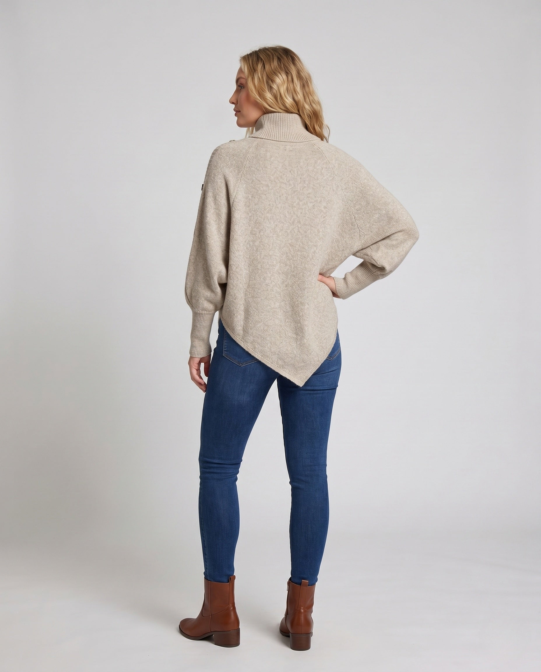 Product 15642555154762 - back_view