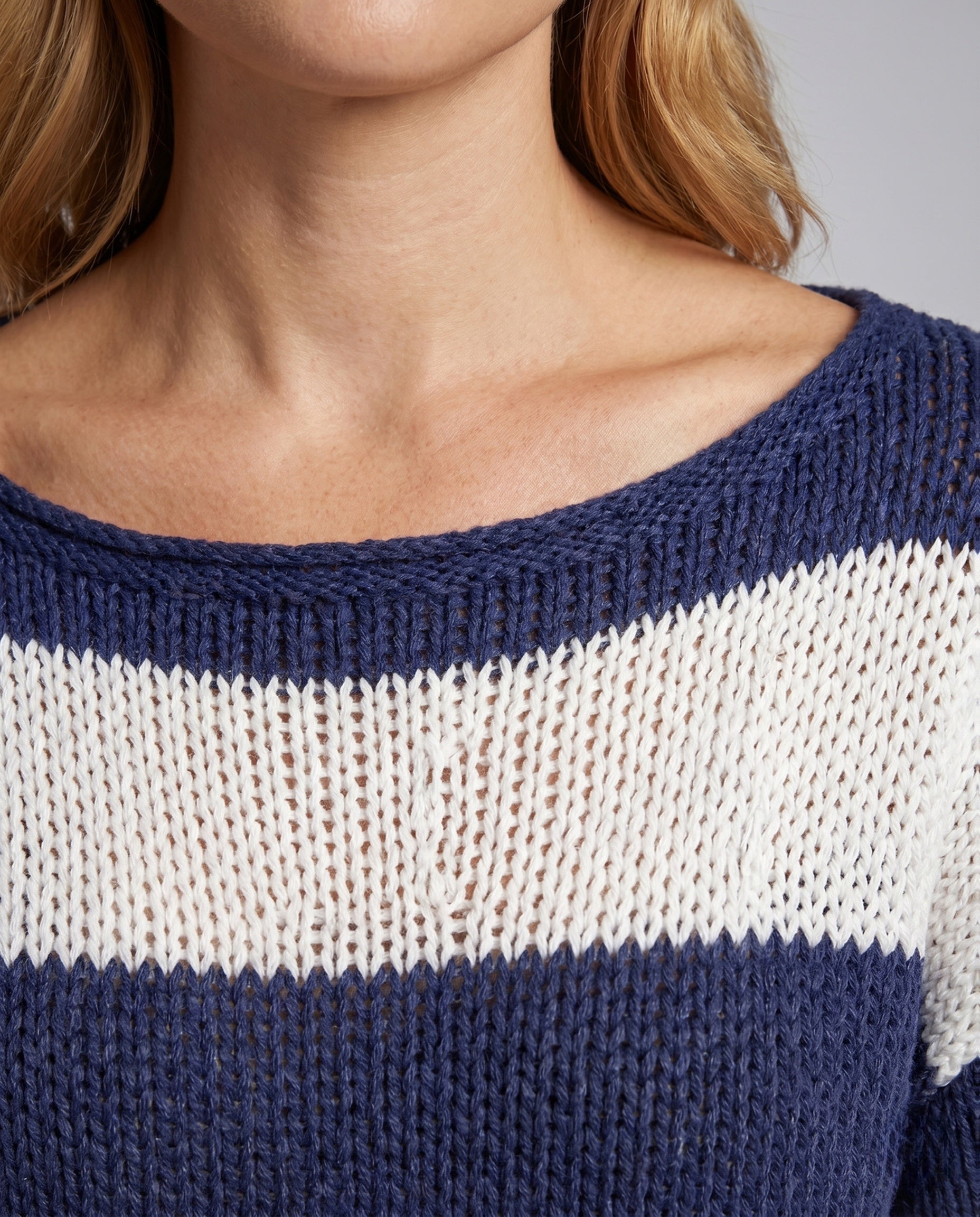 Product 15642556694858 - close_up_detail
