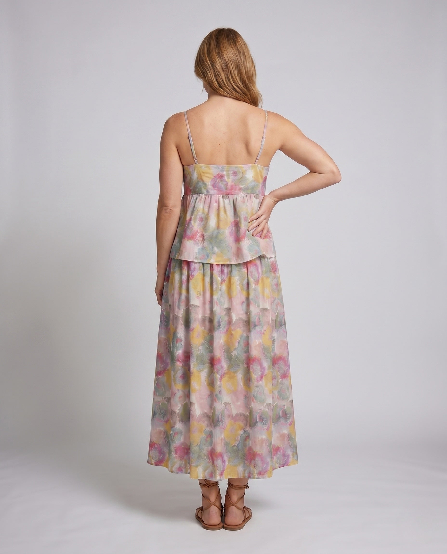 Product 15642562855242 - back_view