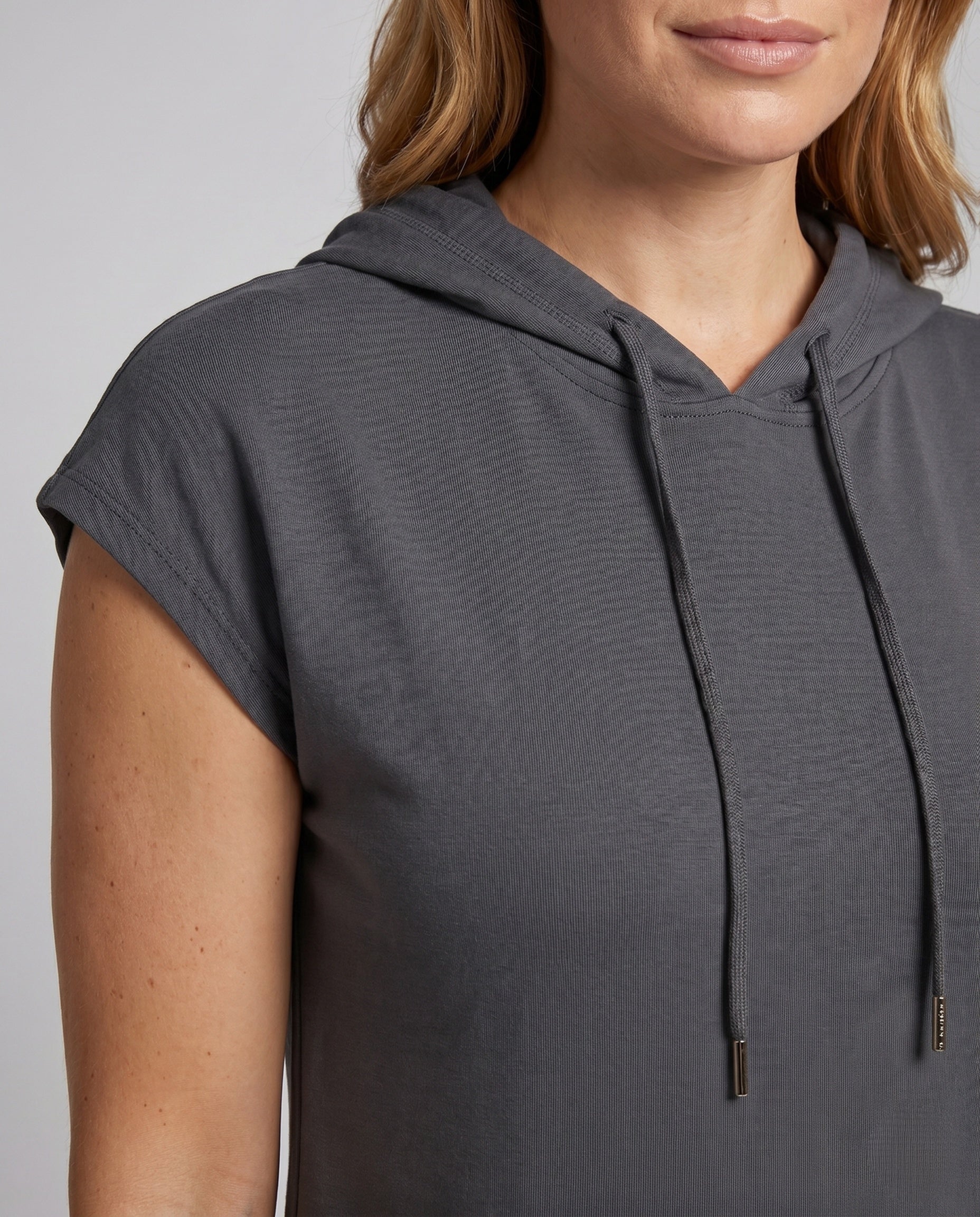 Product 15642568393034 - close_up_detail