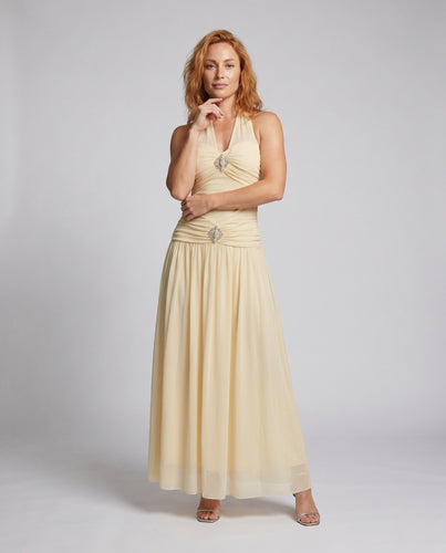 Damen Traumhaftes Halterneck Maxikleid mit elegantem Faltenwurf R&B