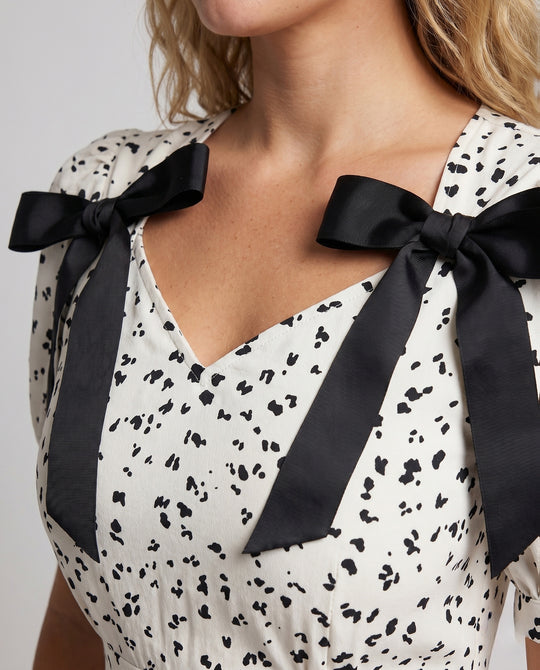 Product 15642572652874 - close_up_detail