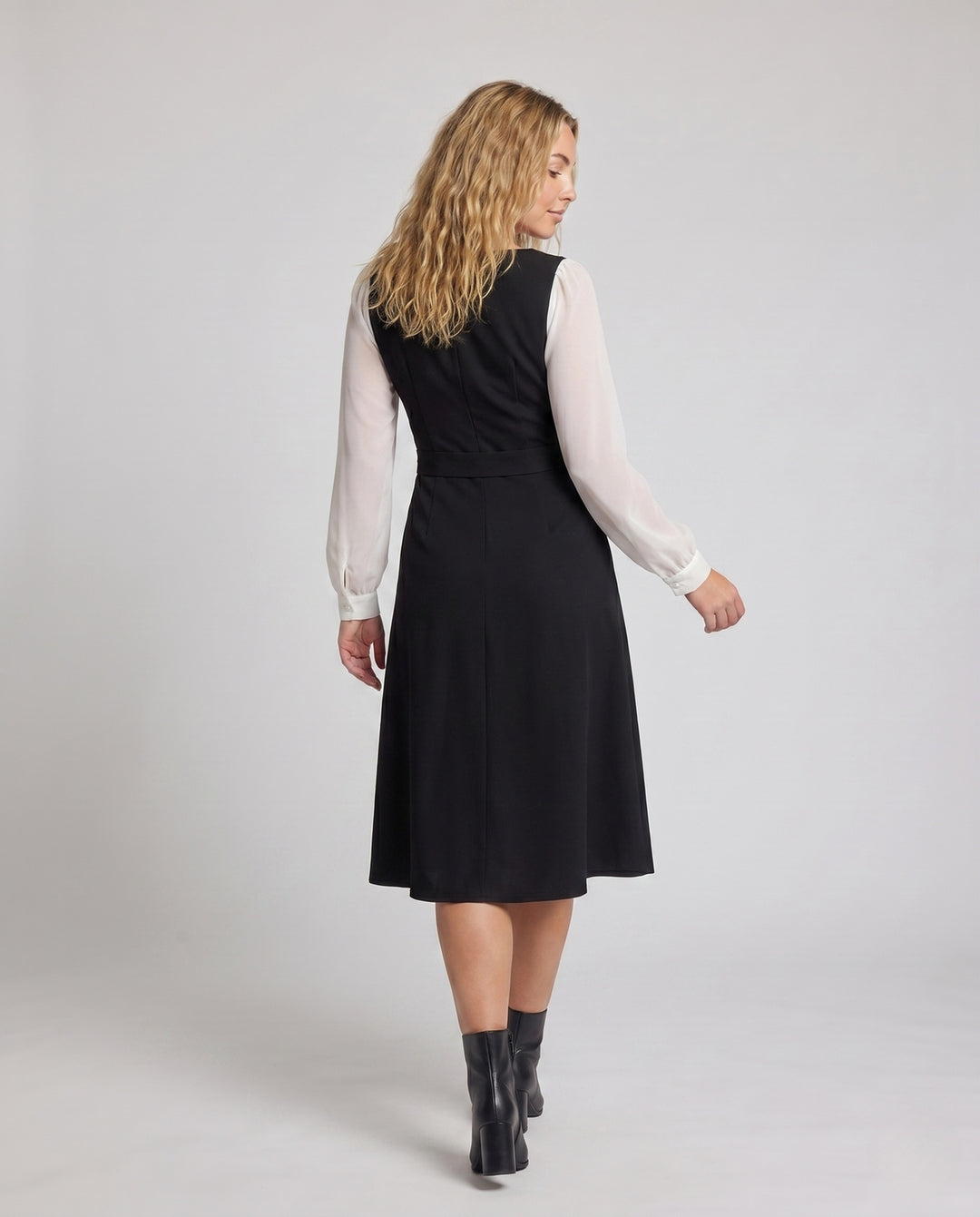 Product 15642577437002 - back_view