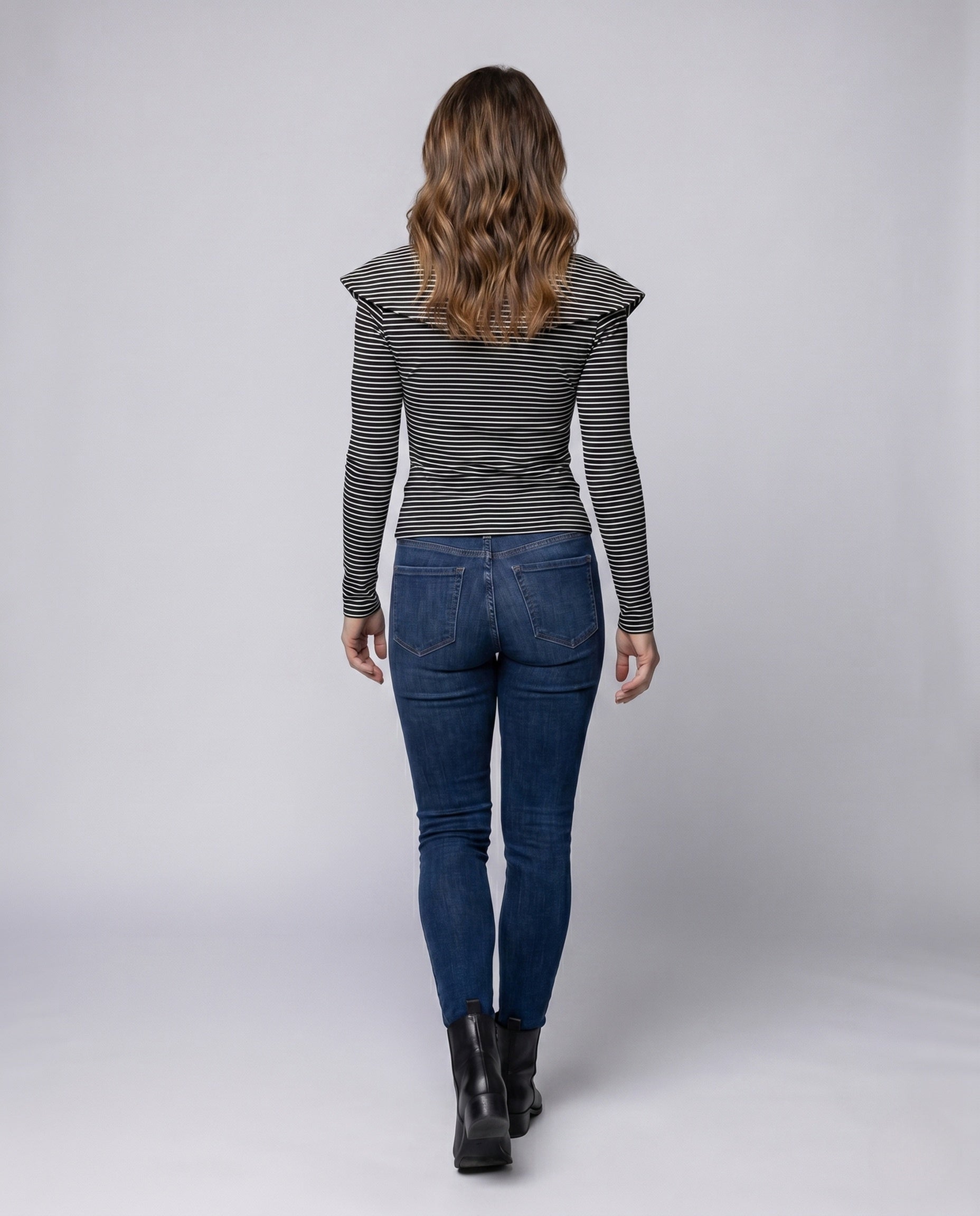 Product 15642581467466 - back_view