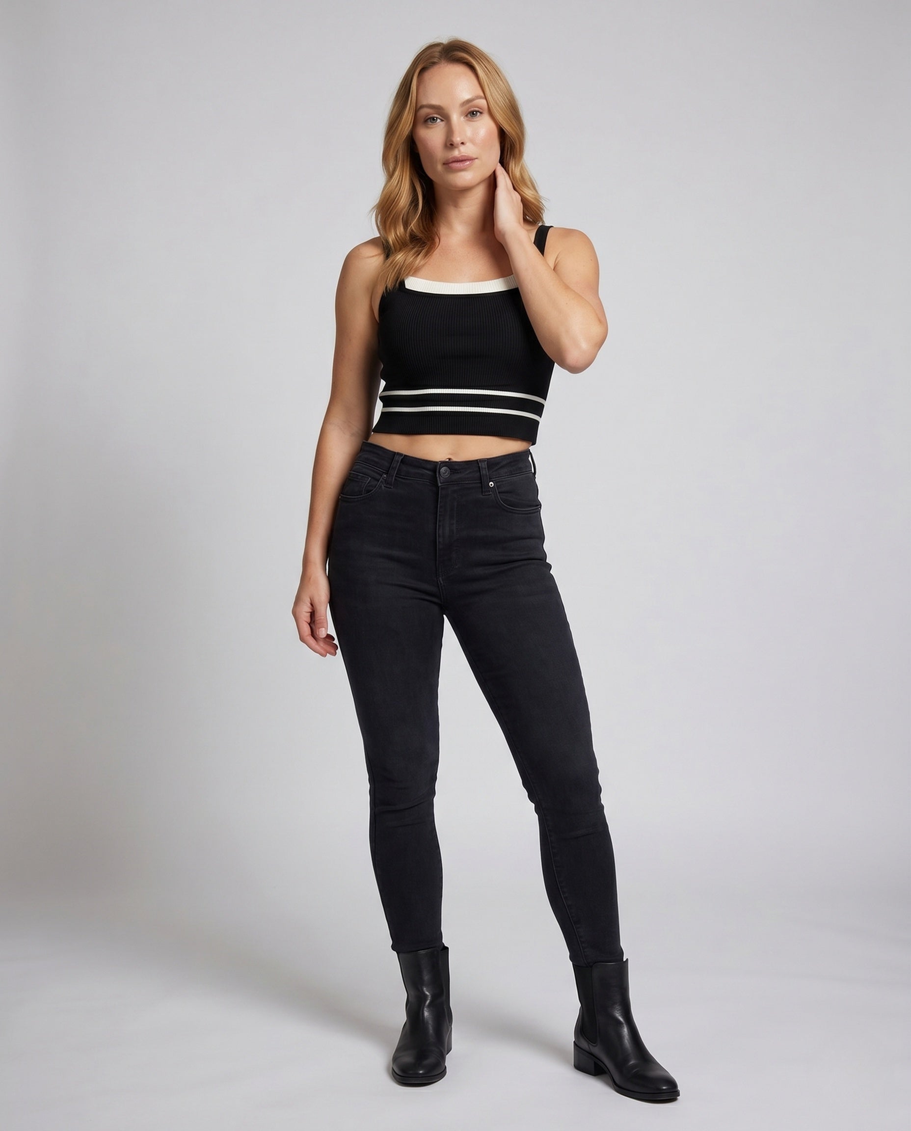 Product 15642591985994 - full_body_front