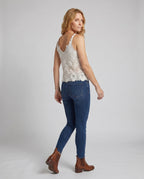Product 15645928718666 - back_view