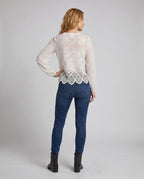 Product 15645929406794 - back_view
