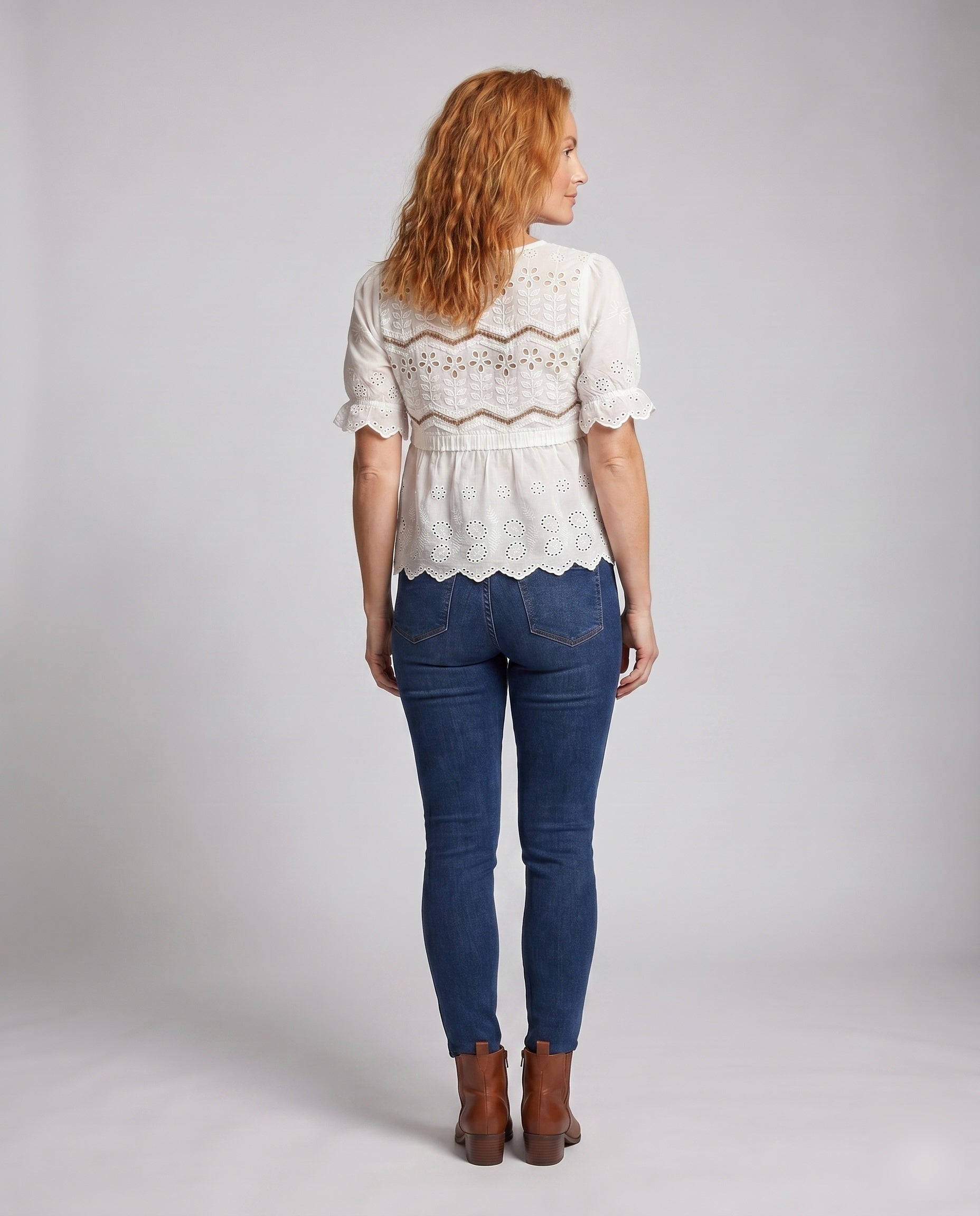 Product 15645930783050 - back_view