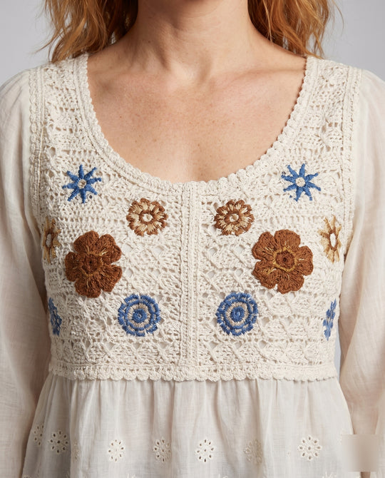 Product 15645930881354 - close_up_detail