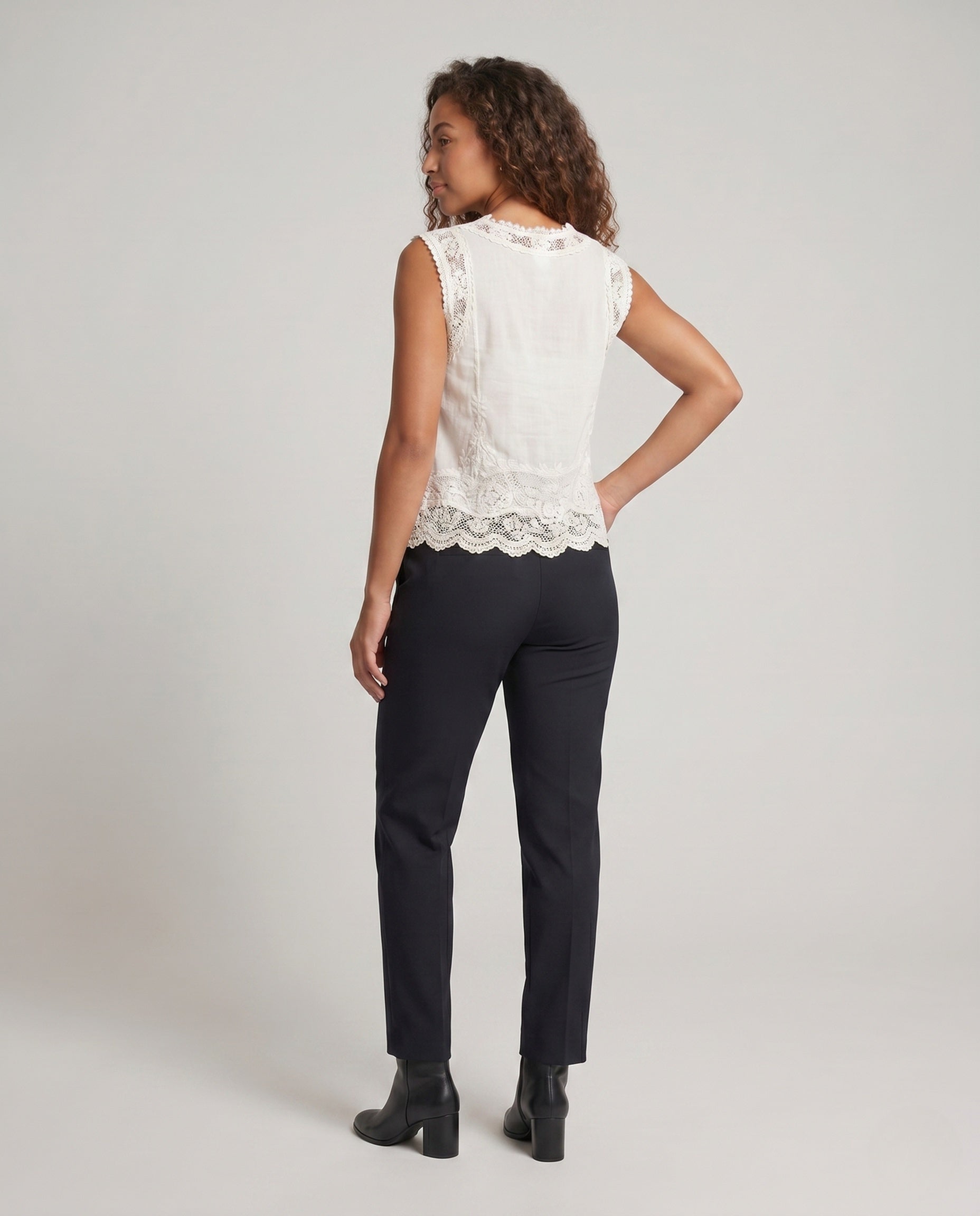 Product 15645931798858 - back_view