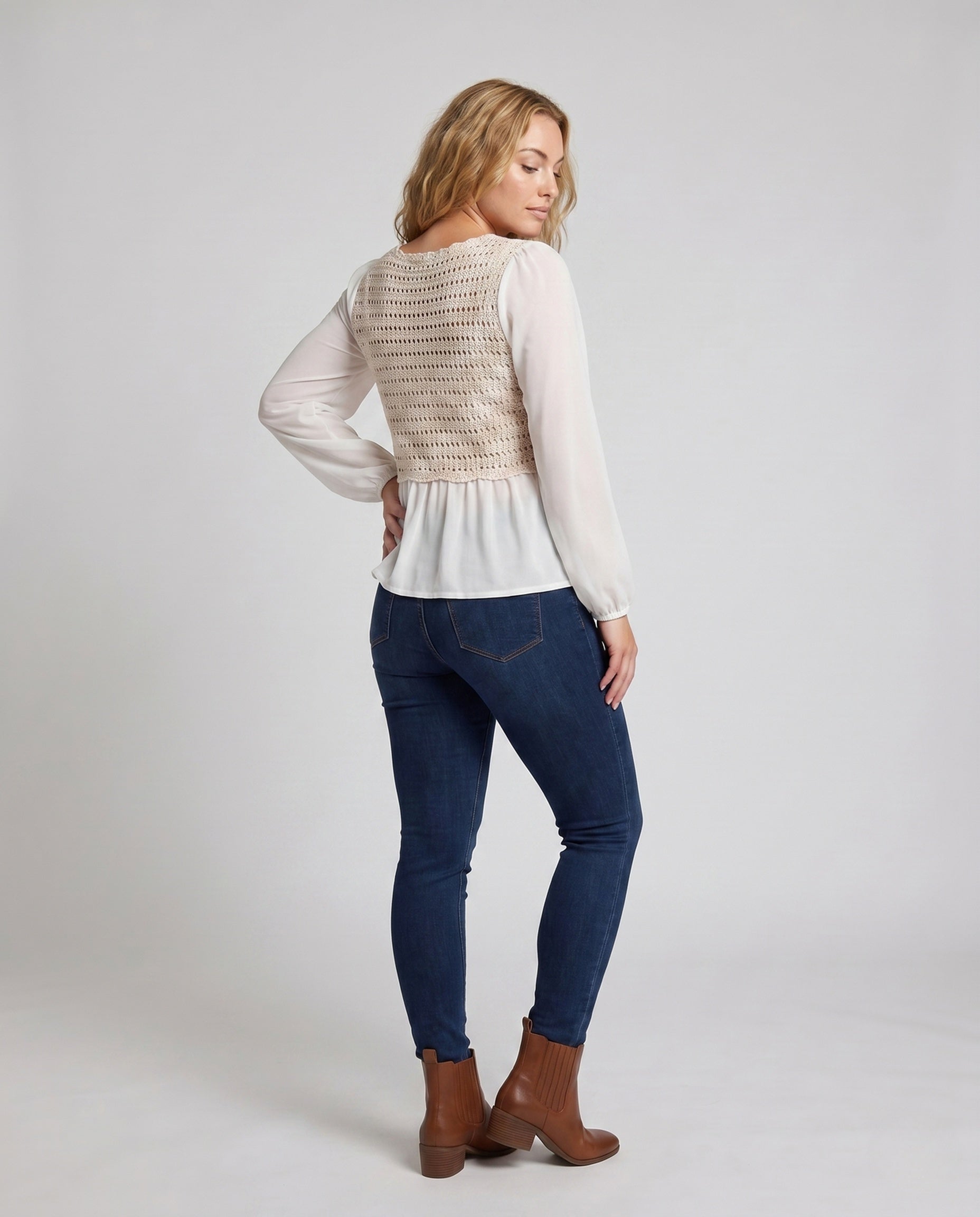 Product 15645935075658 - back_view