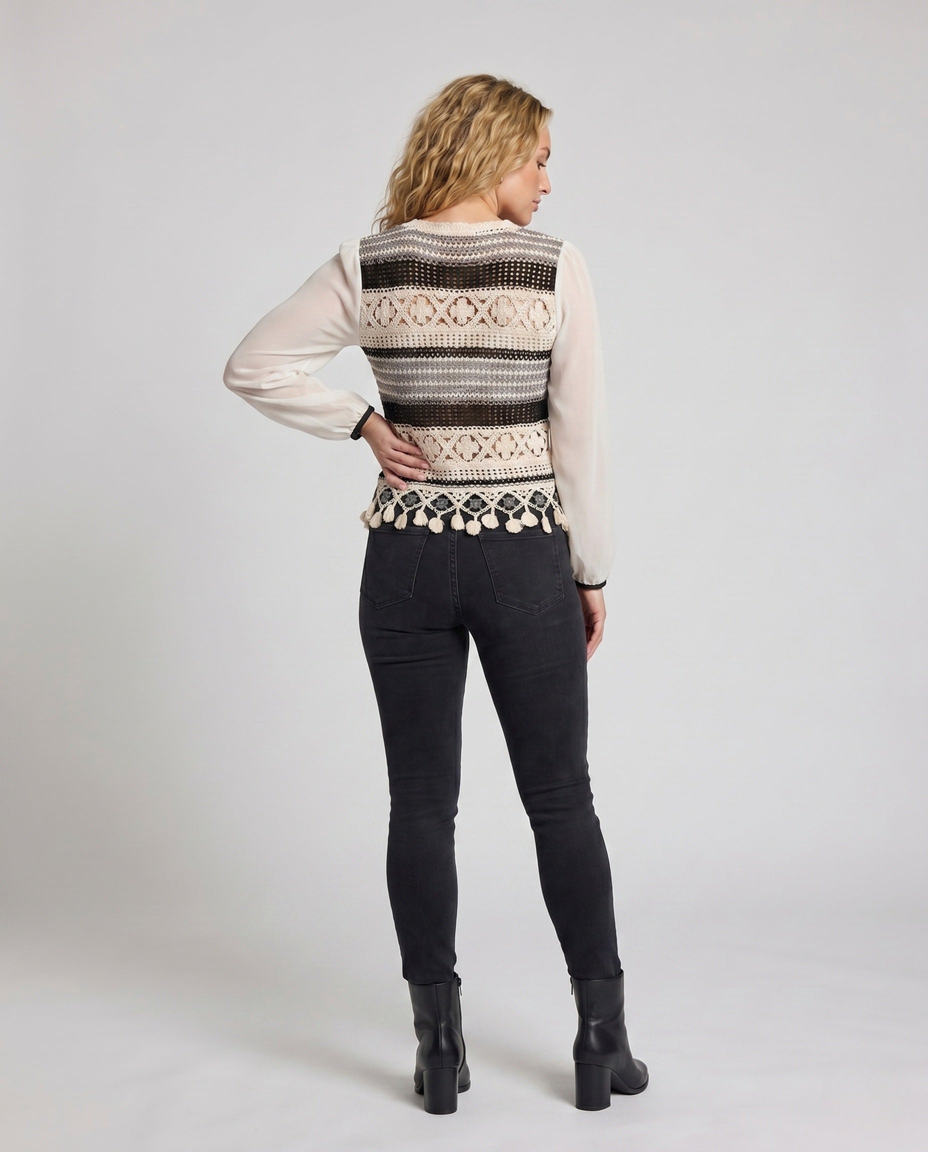 Product 15645935829322 - back_view