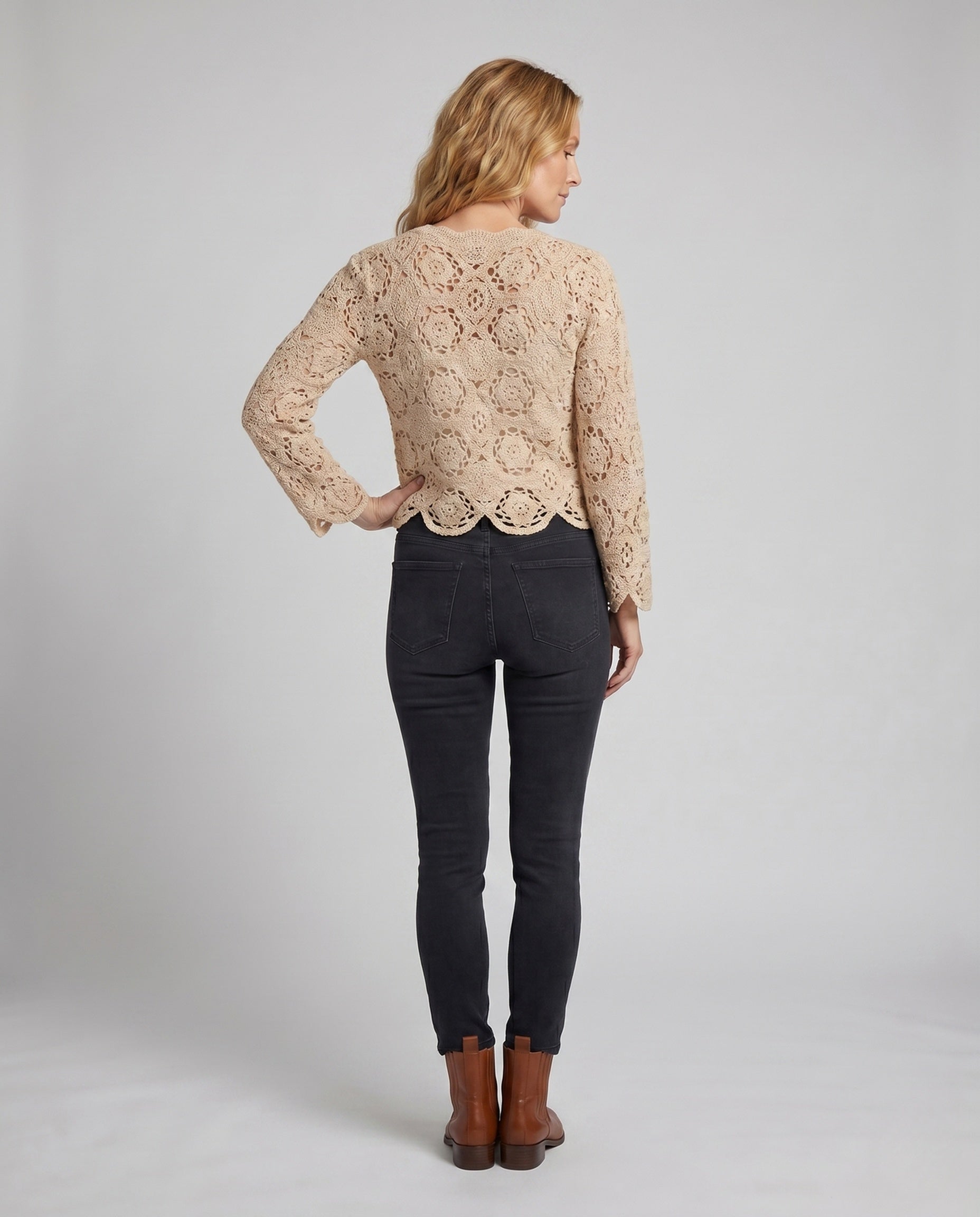 Product 15645935960394 - back_view