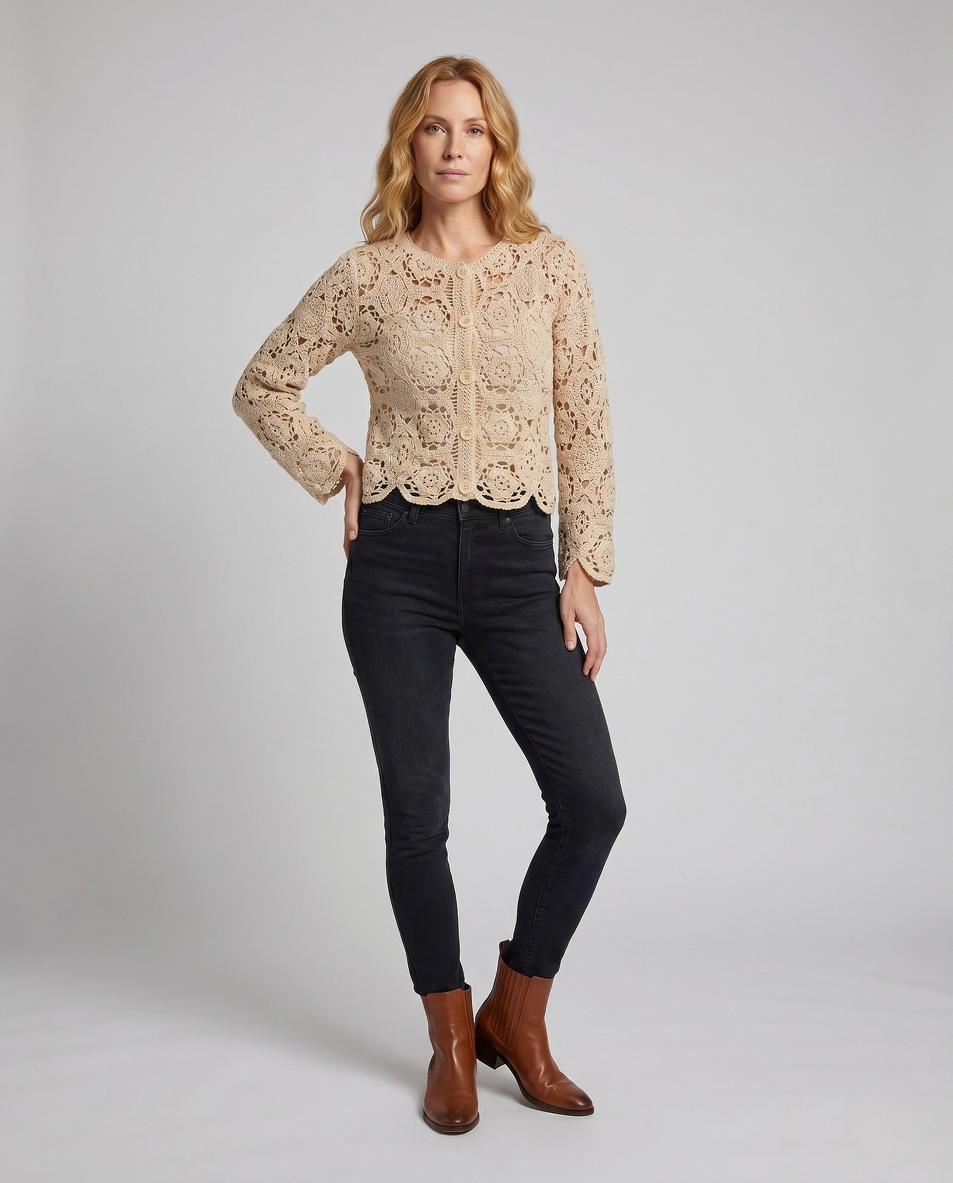 Product 15645935960394 - full_body_front