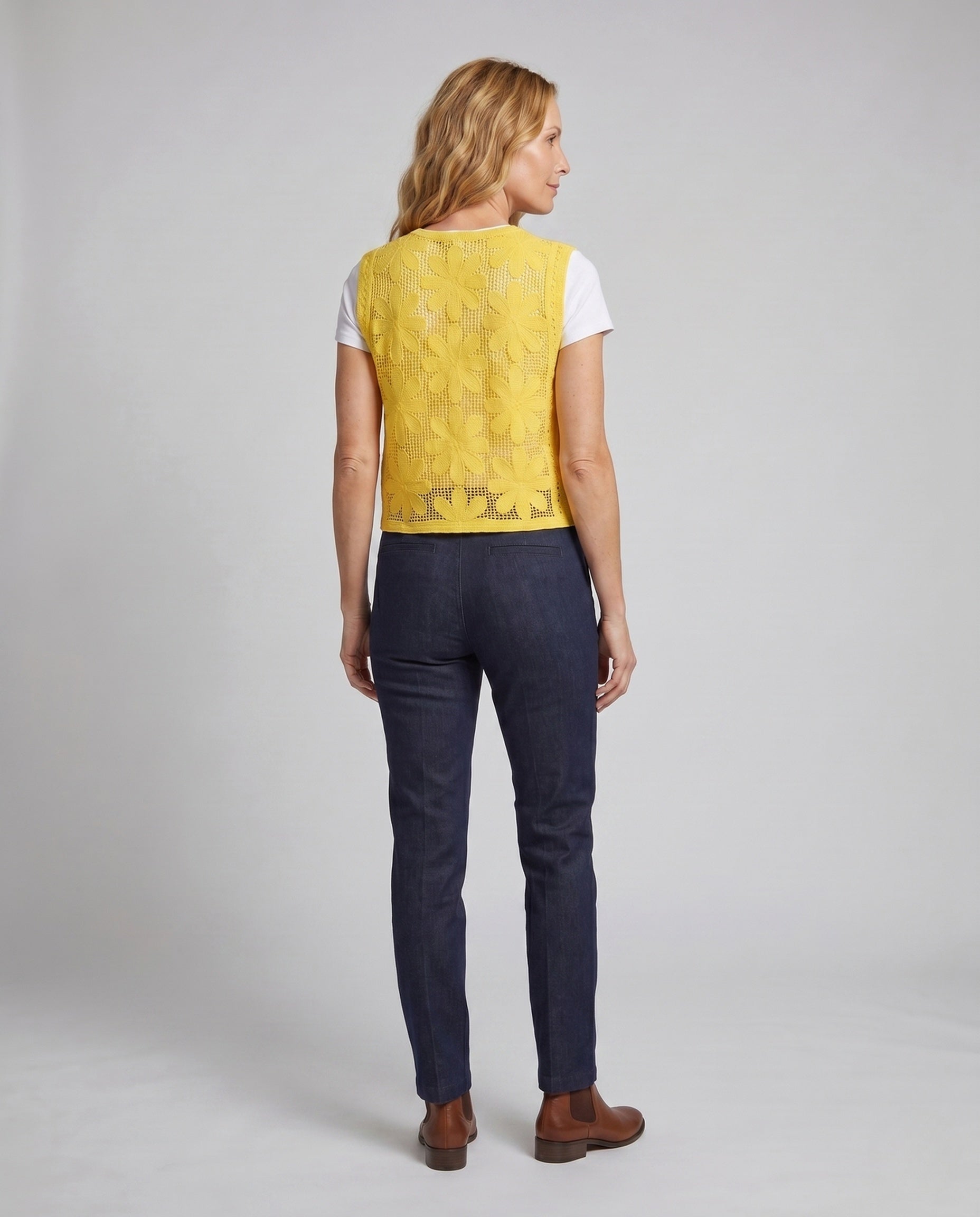Product 15645936386378 - back_view