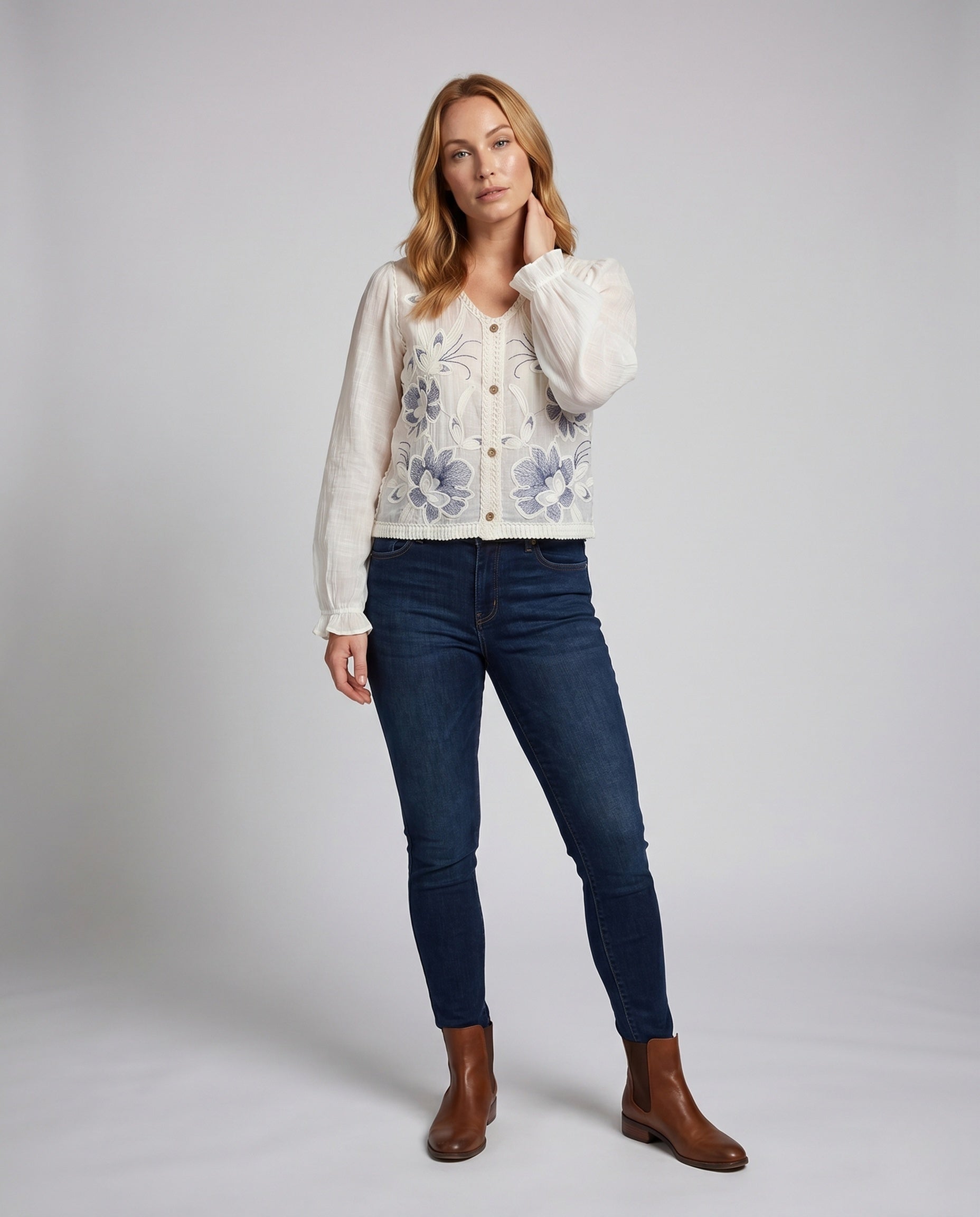 Product 15645936615754 - full_body_front