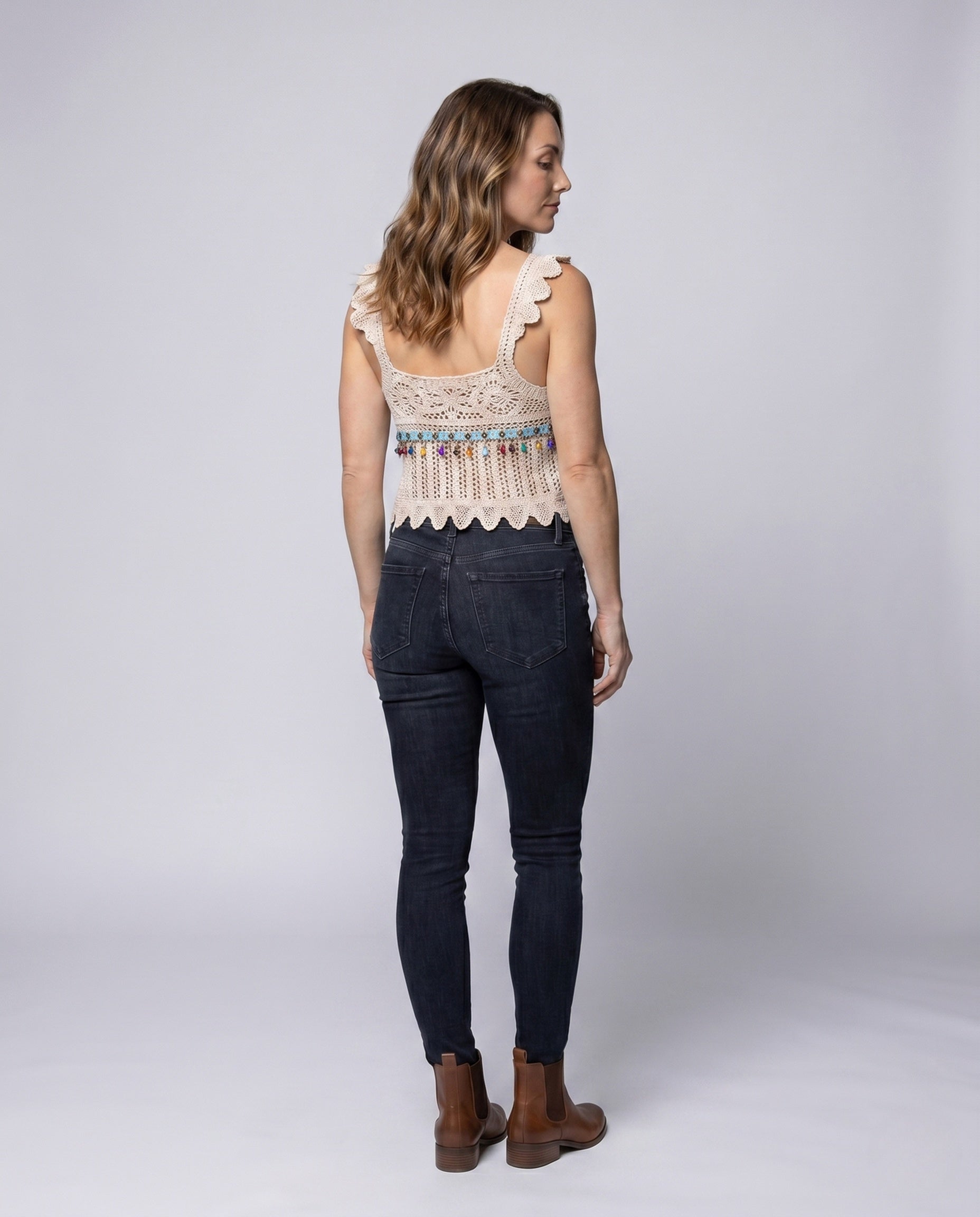 Product 15645937795402 - back_view
