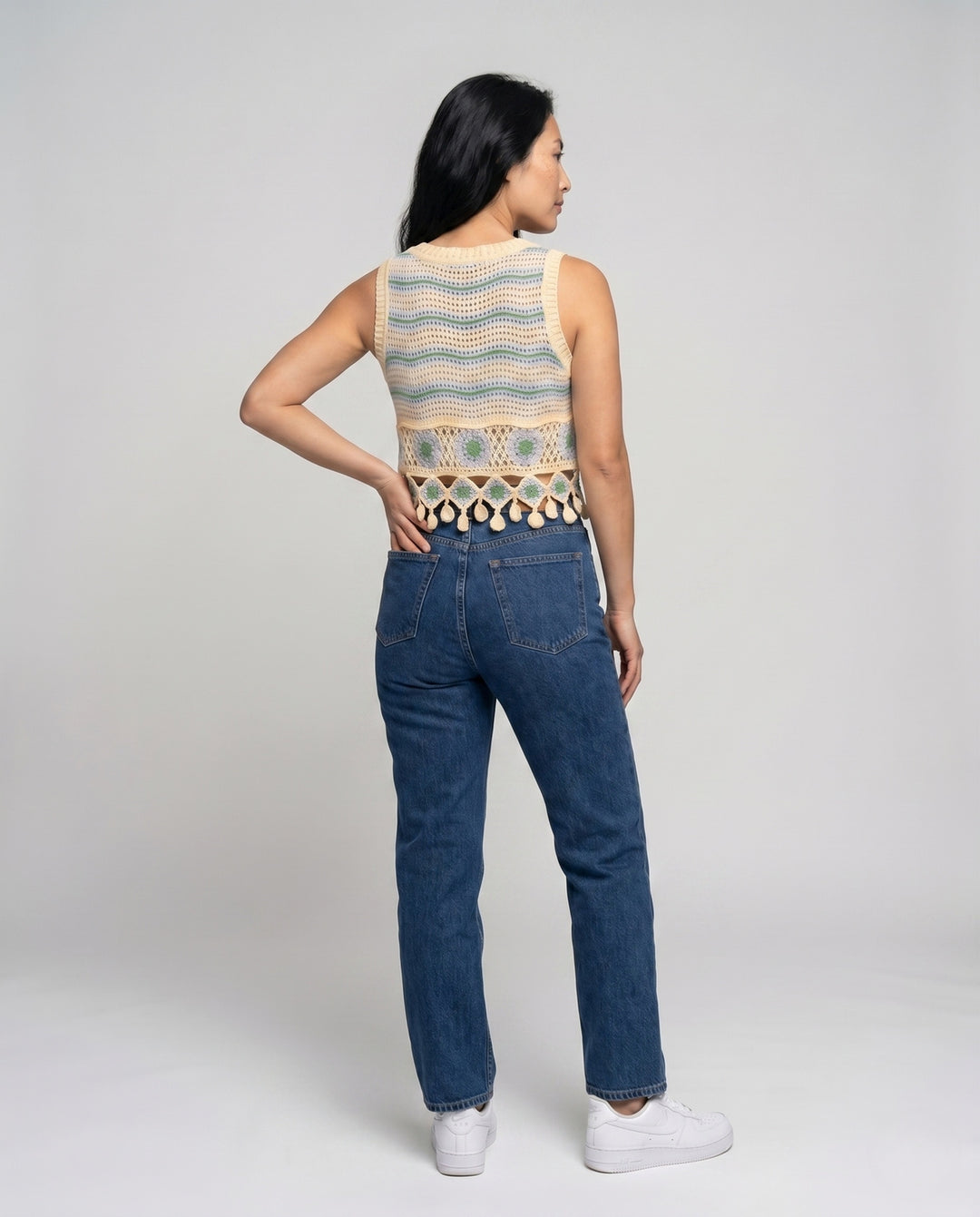 Product 15645939138890 - back_view
