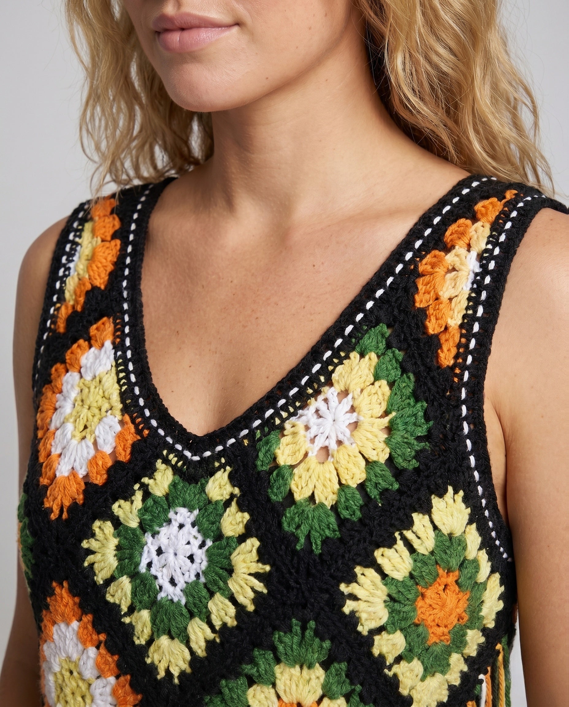 Product 15645939335498 - close_up_detail