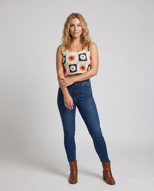 Product 15645939401034 - full_body_front