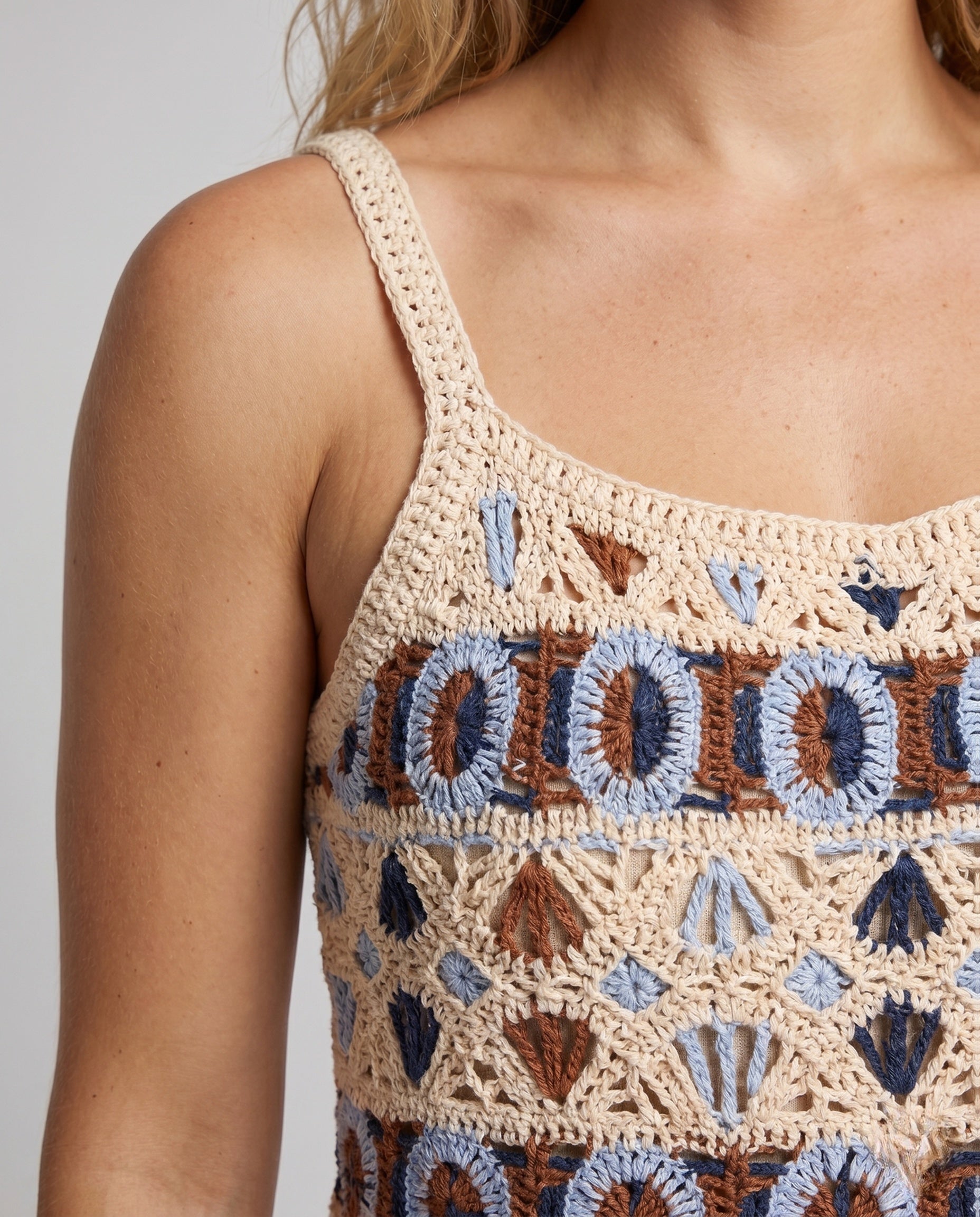 Product 15645939695946 - close_up_detail