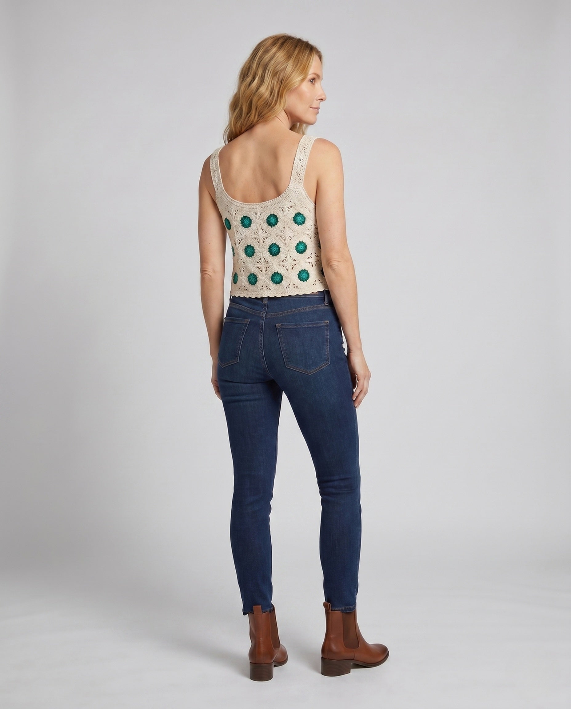Product 15645939958090 - back_view
