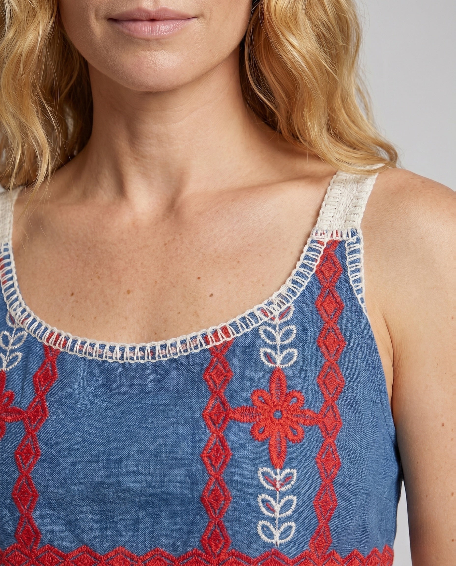 Product 15645940056394 - close_up_detail