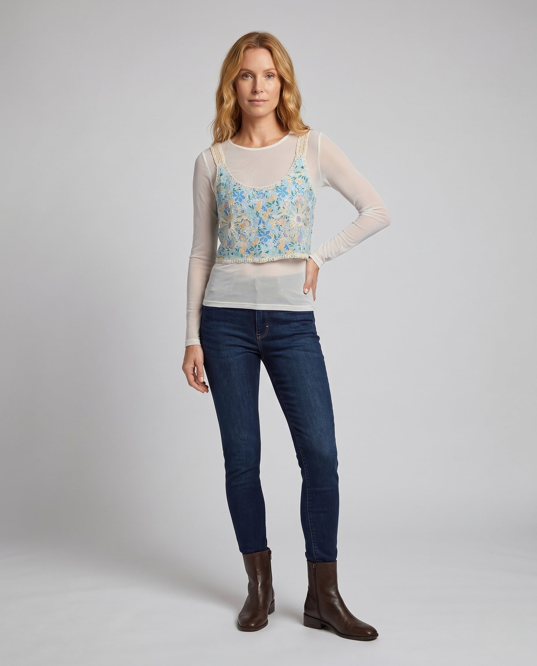 Product 15645940384074 - full_body_front