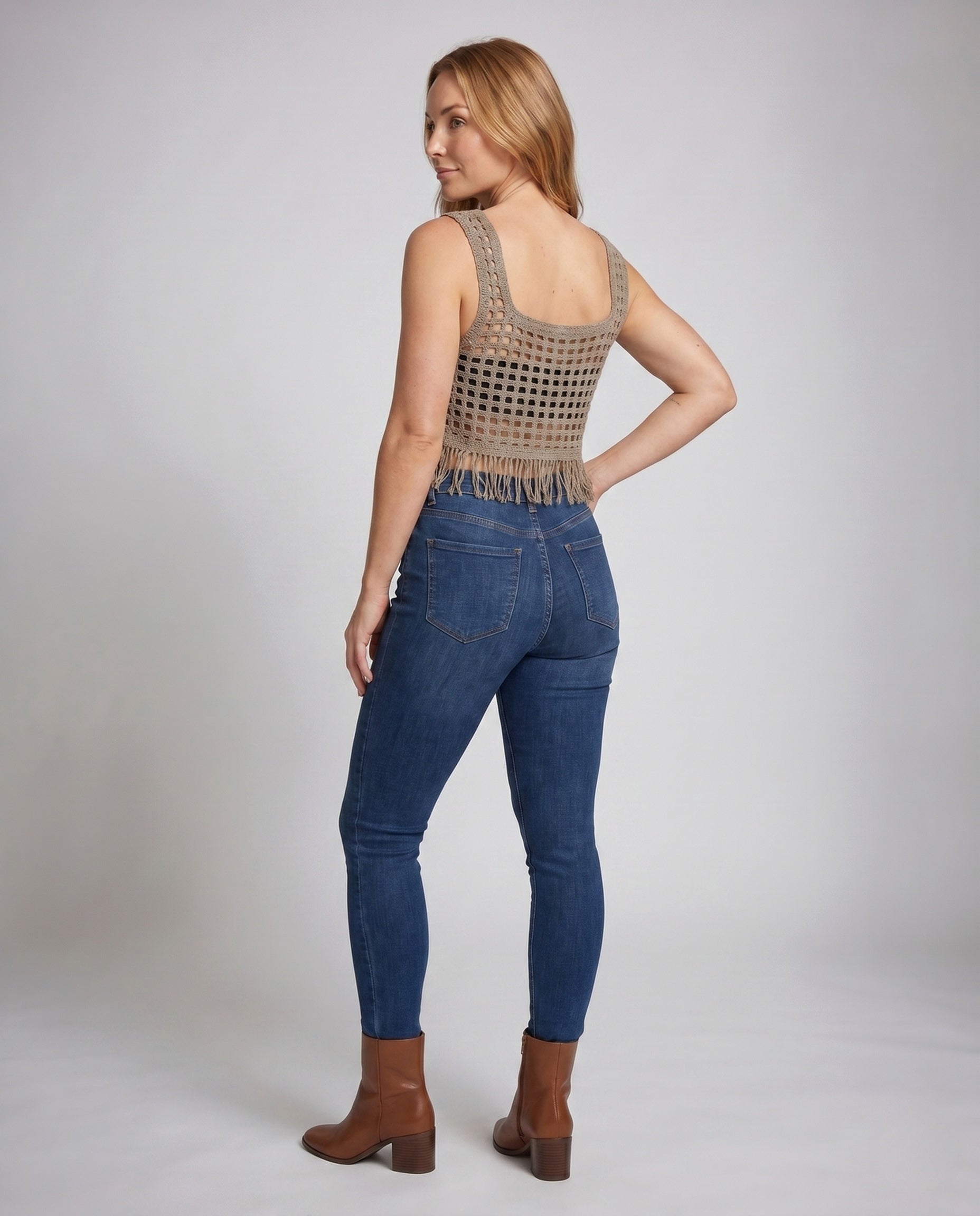 Product 15645940941130 - back_view