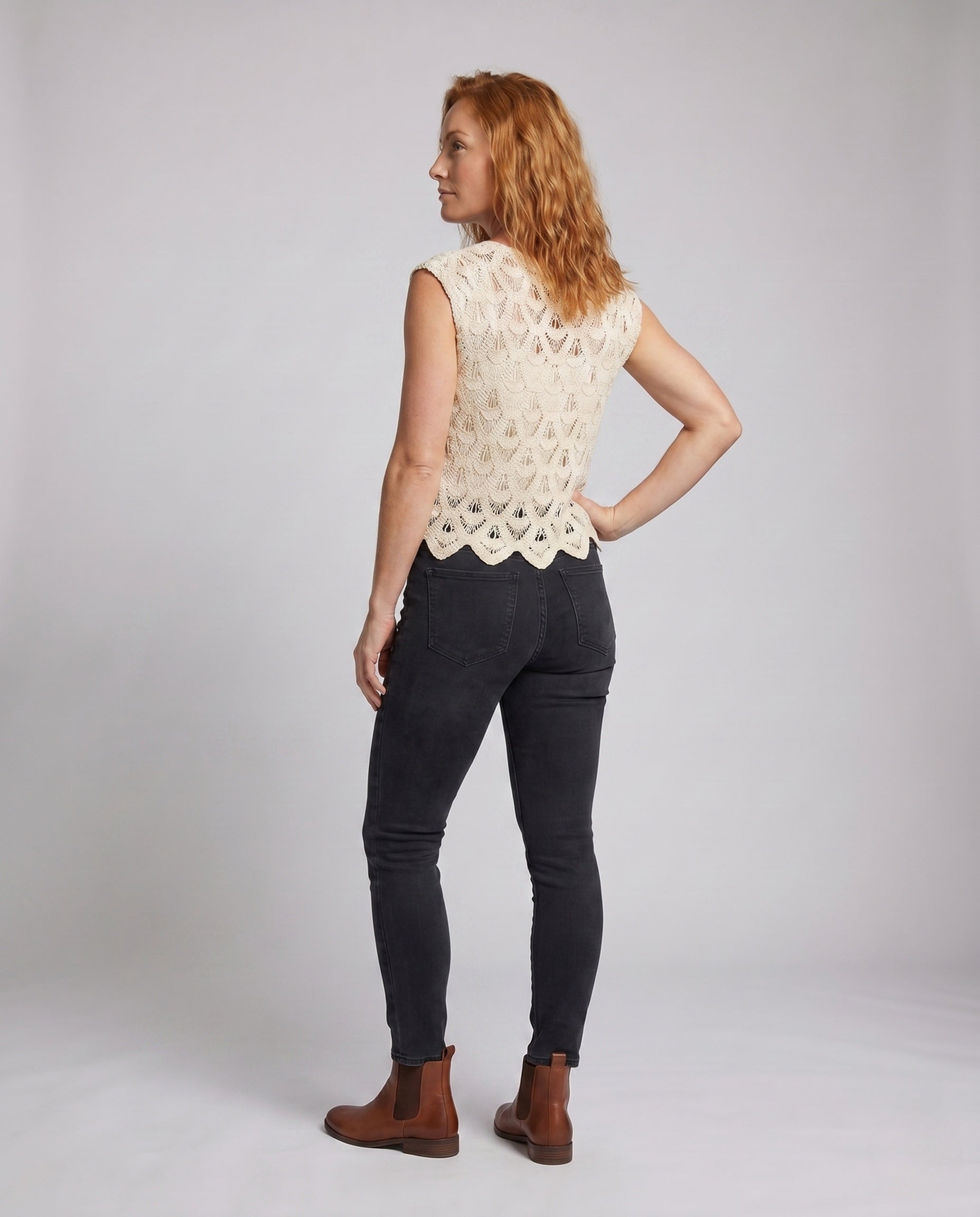 Product 15645941694794 - back_view