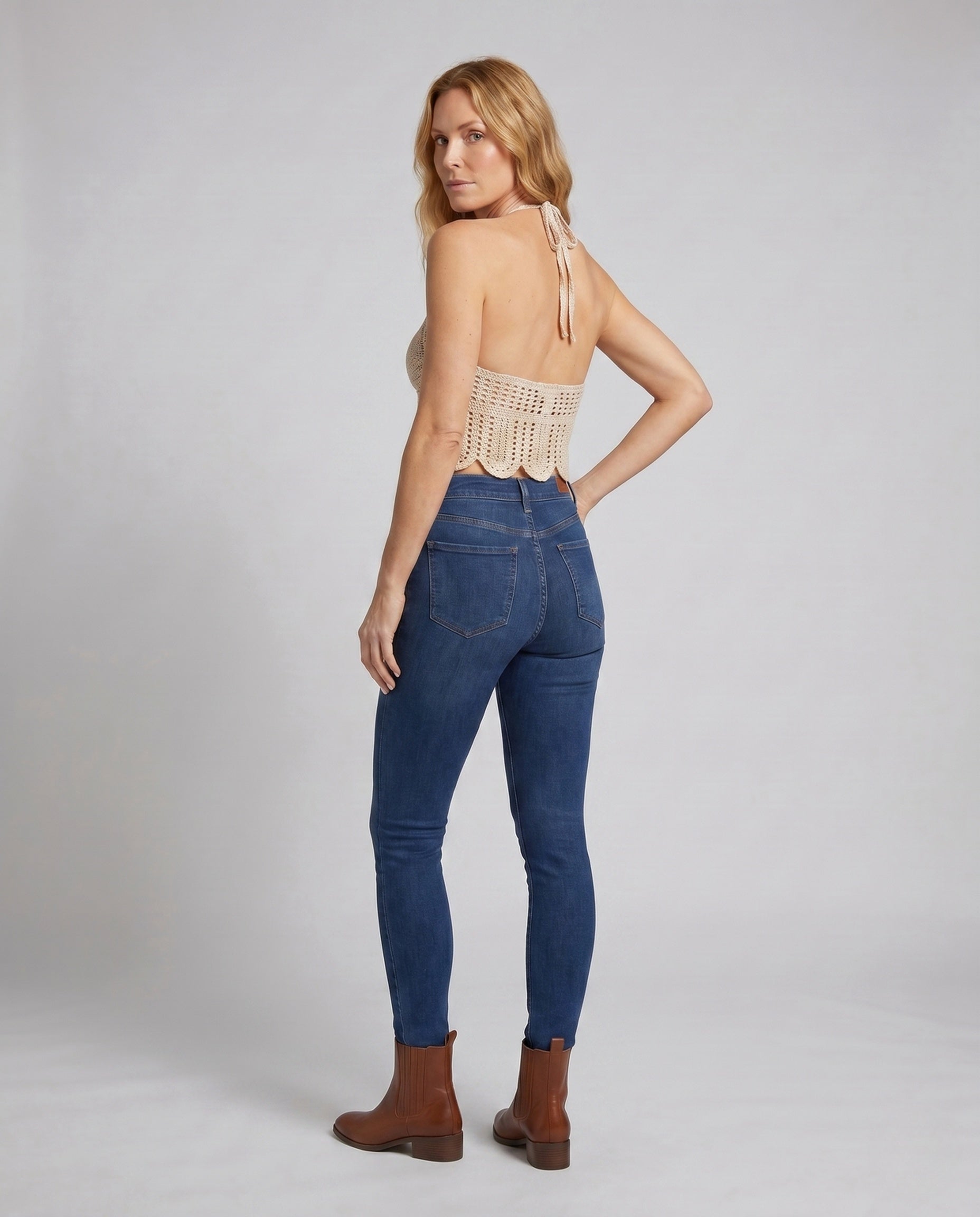 Product 15645945233738 - back_view