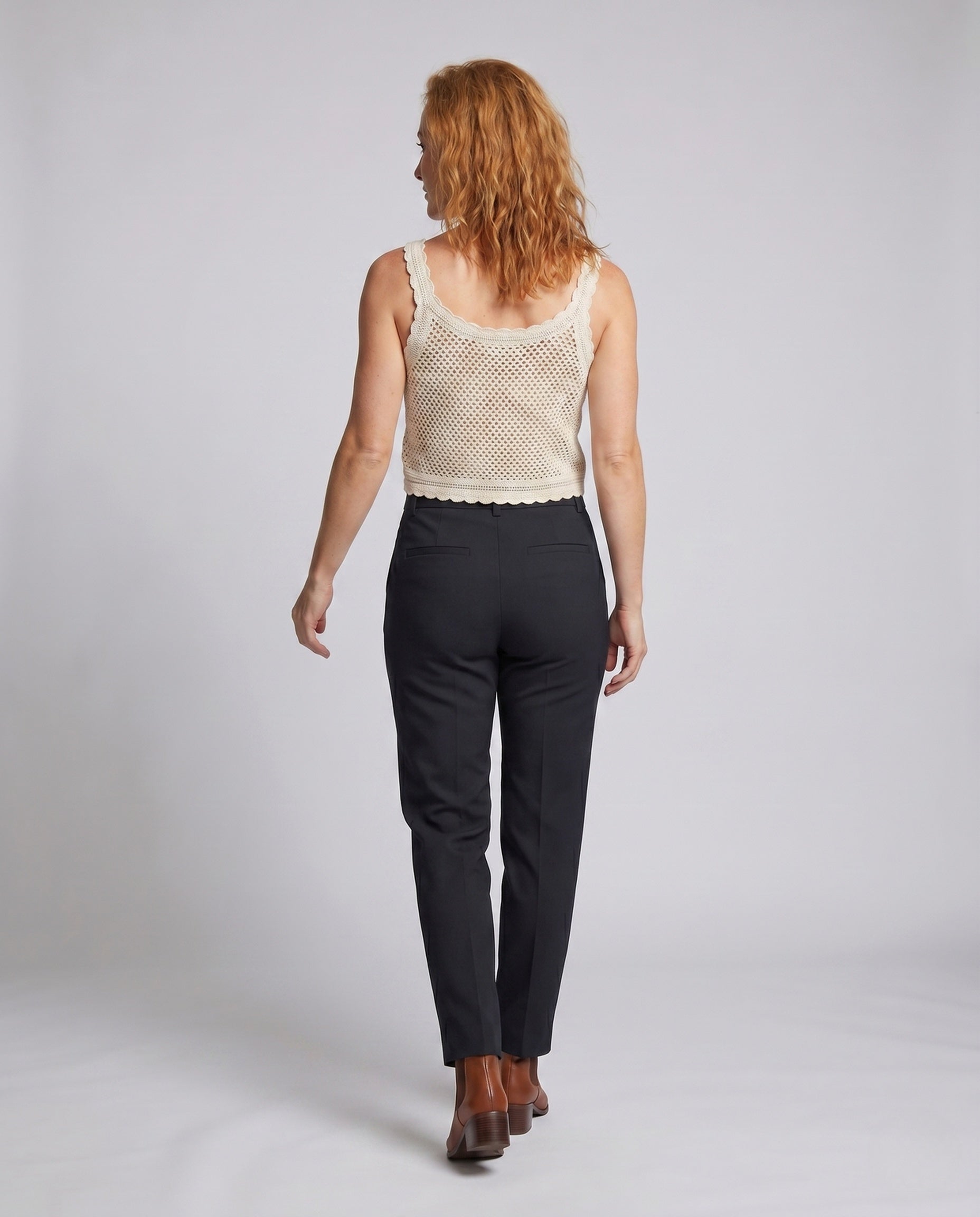 Product 15645946413386 - back_view