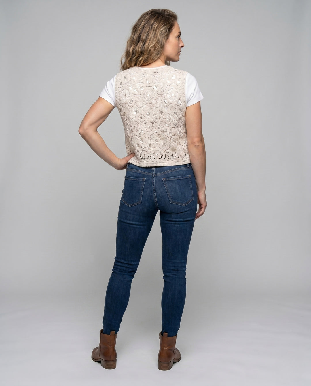 Product 15645947461962 - back_view