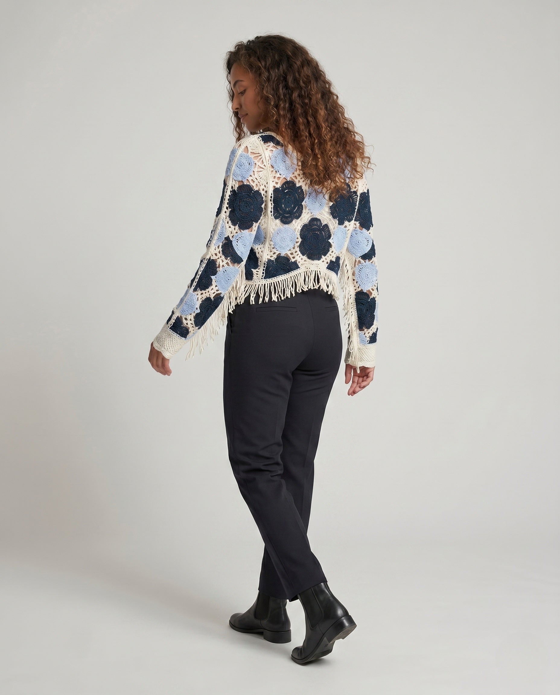 Product 15645947822410 - back_view