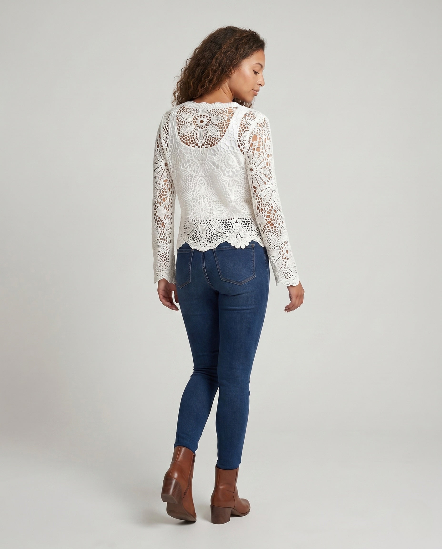Product 15645947953482 - back_view