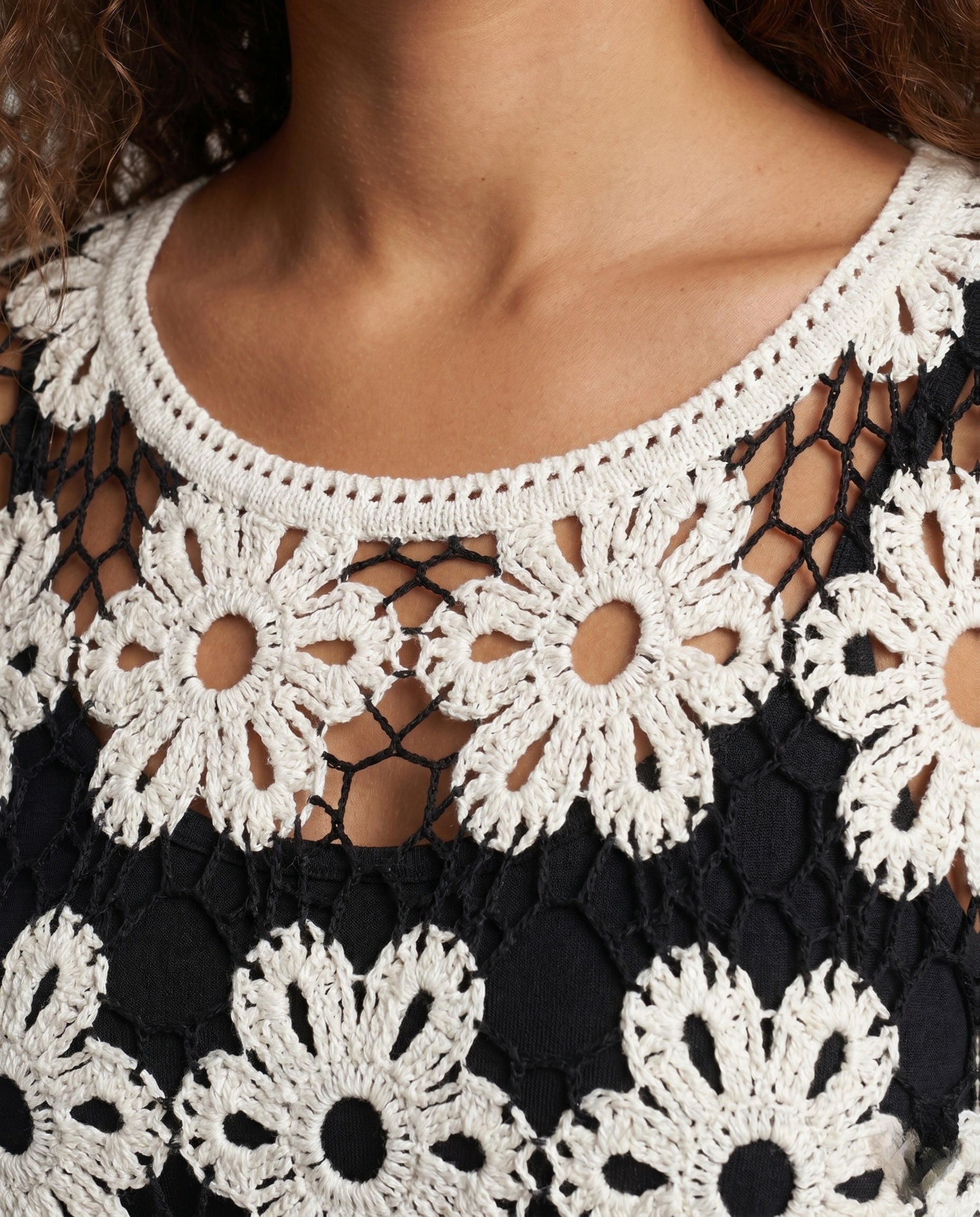 Product 15645948510538 - close_up_detail