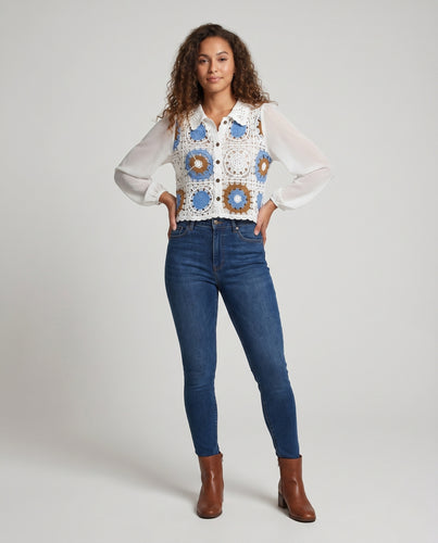 Damen Häkelbluse mit transparenten Ärmeln und Knopfdetails R&B