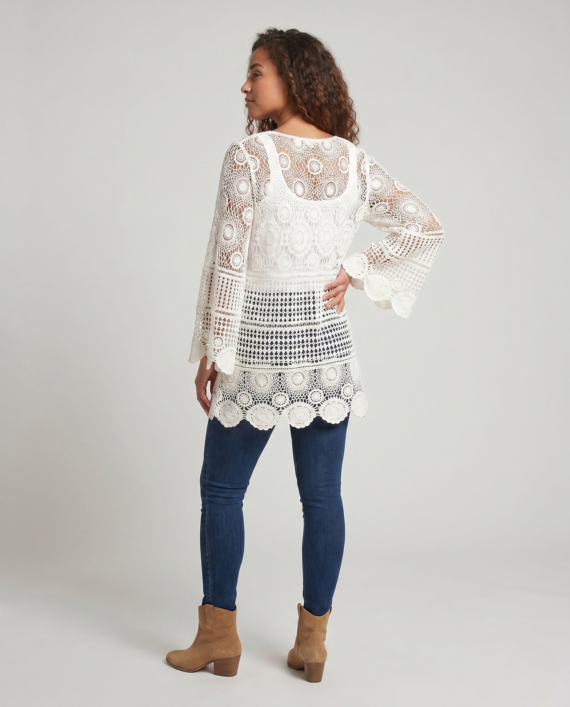 Product 15645948936522 - back_view