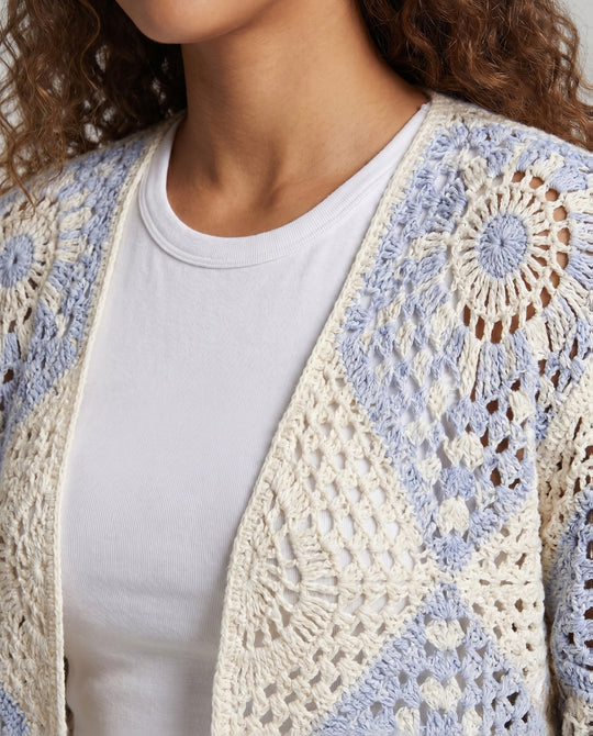 Product 15645949493578 - close_up_detail
