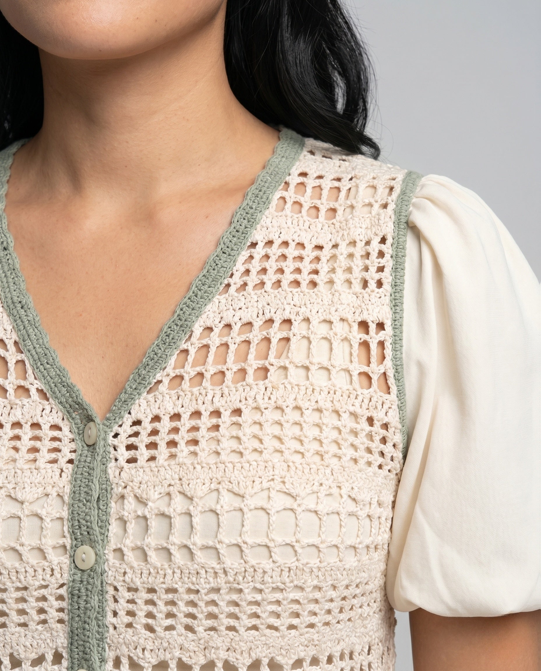 Product 15645949657418 - close_up_detail