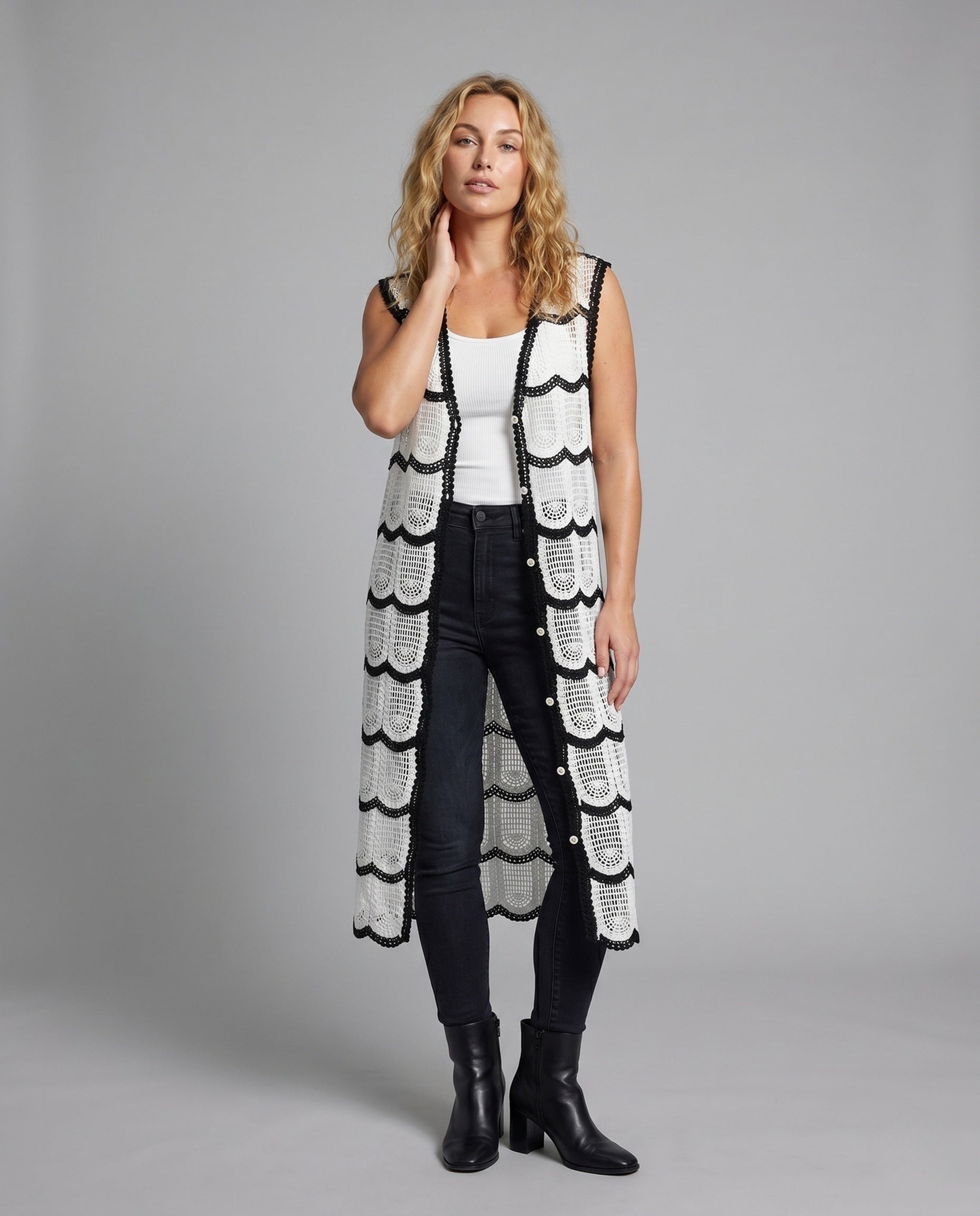 Product 15645950181706 - full_body_front