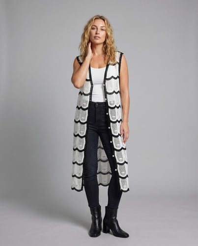 Damen Häkelkleid aus luftiger Baumwolle mit Rundhalsausschnitt und Knopfleiste R&B