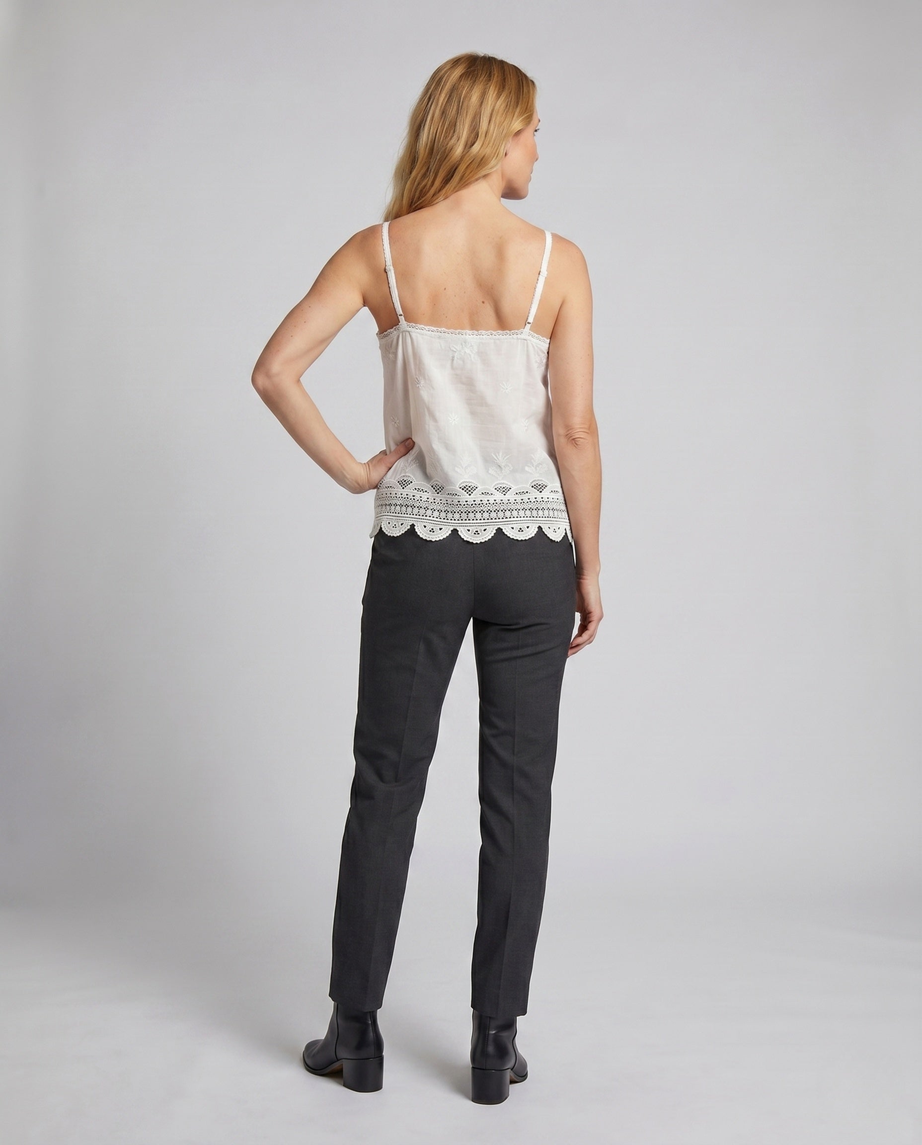 Product 15645950869834 - back_view